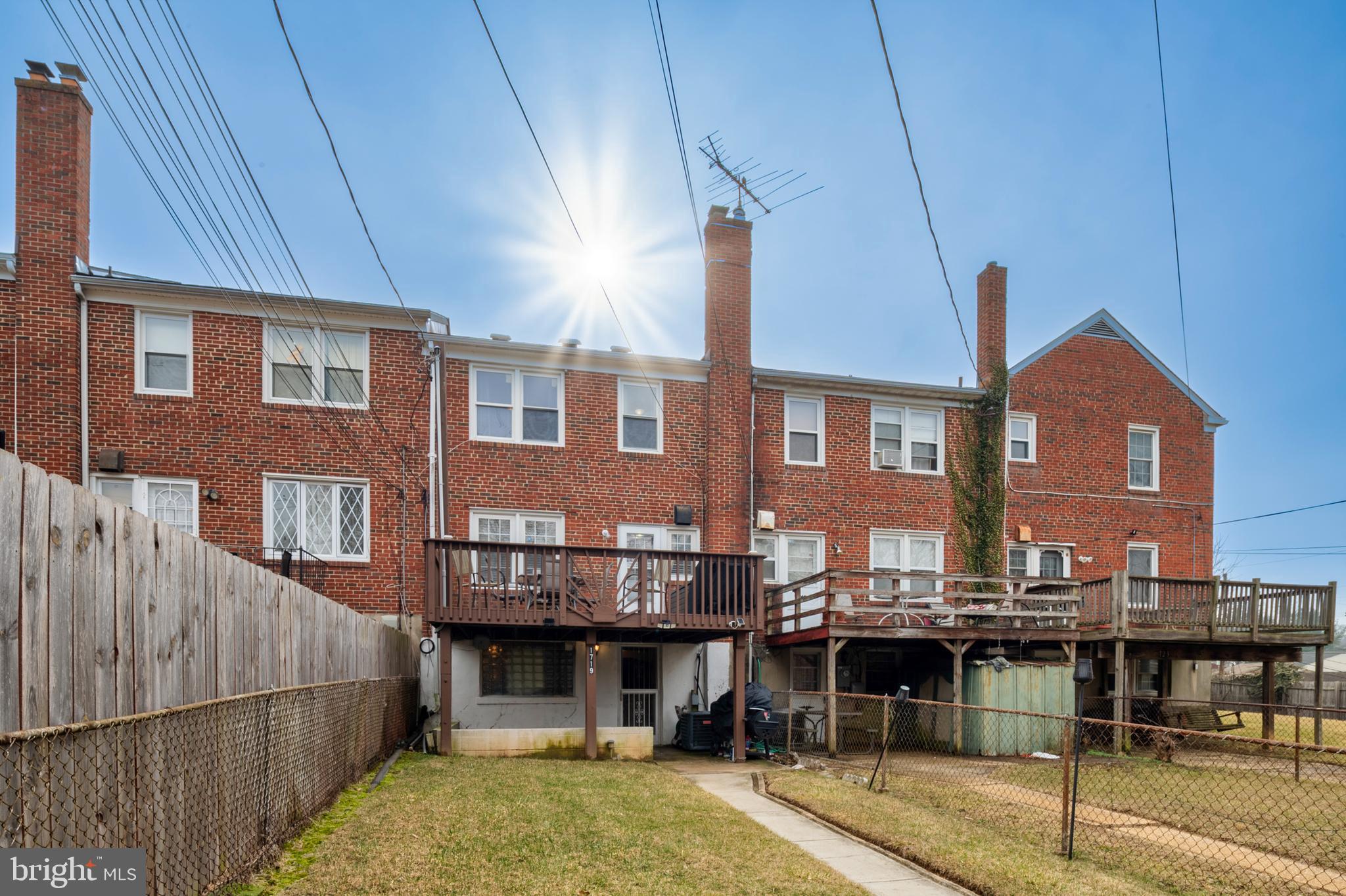 INGLESIDE PARK - Residential