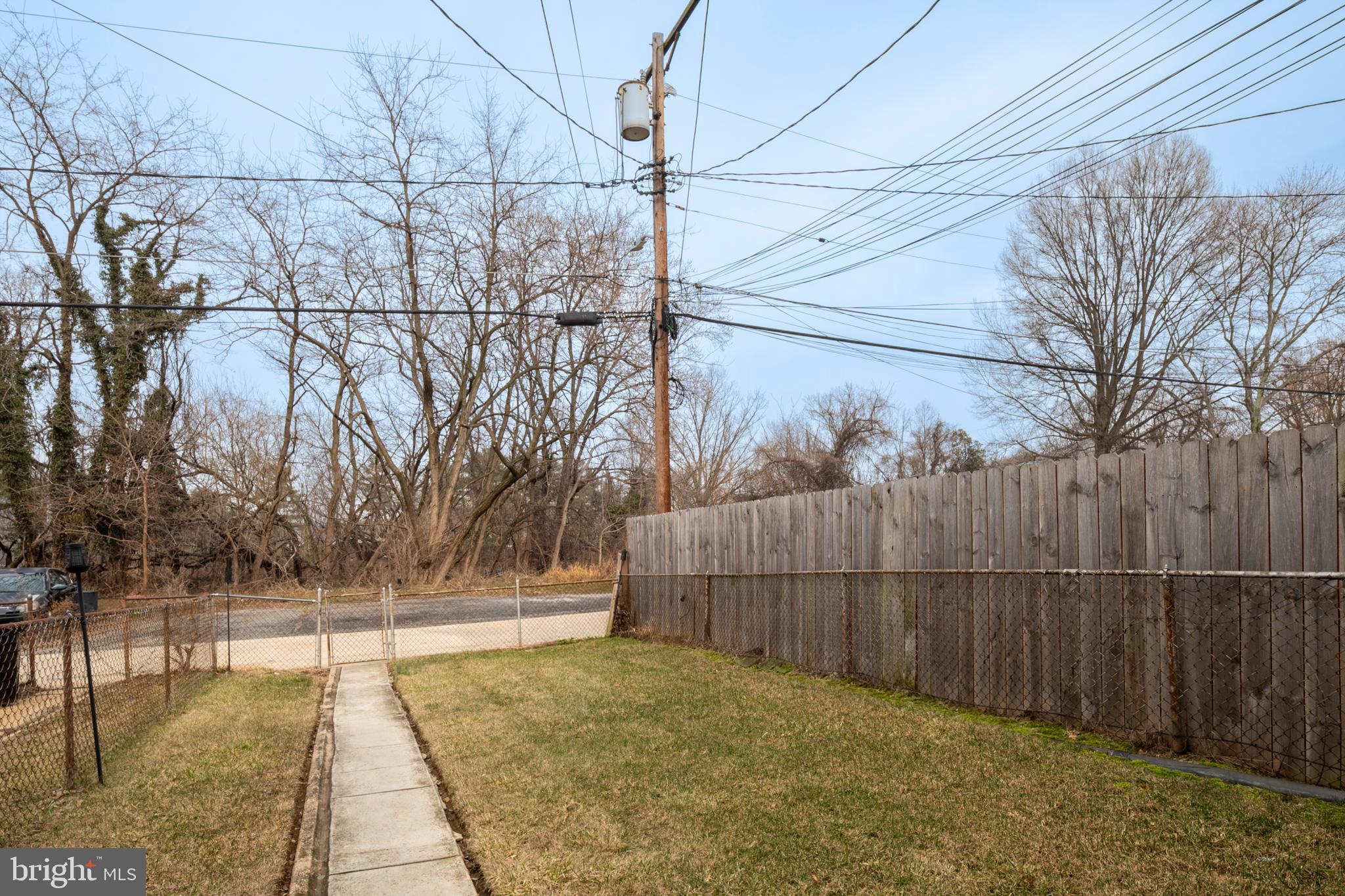 INGLESIDE PARK - Residential