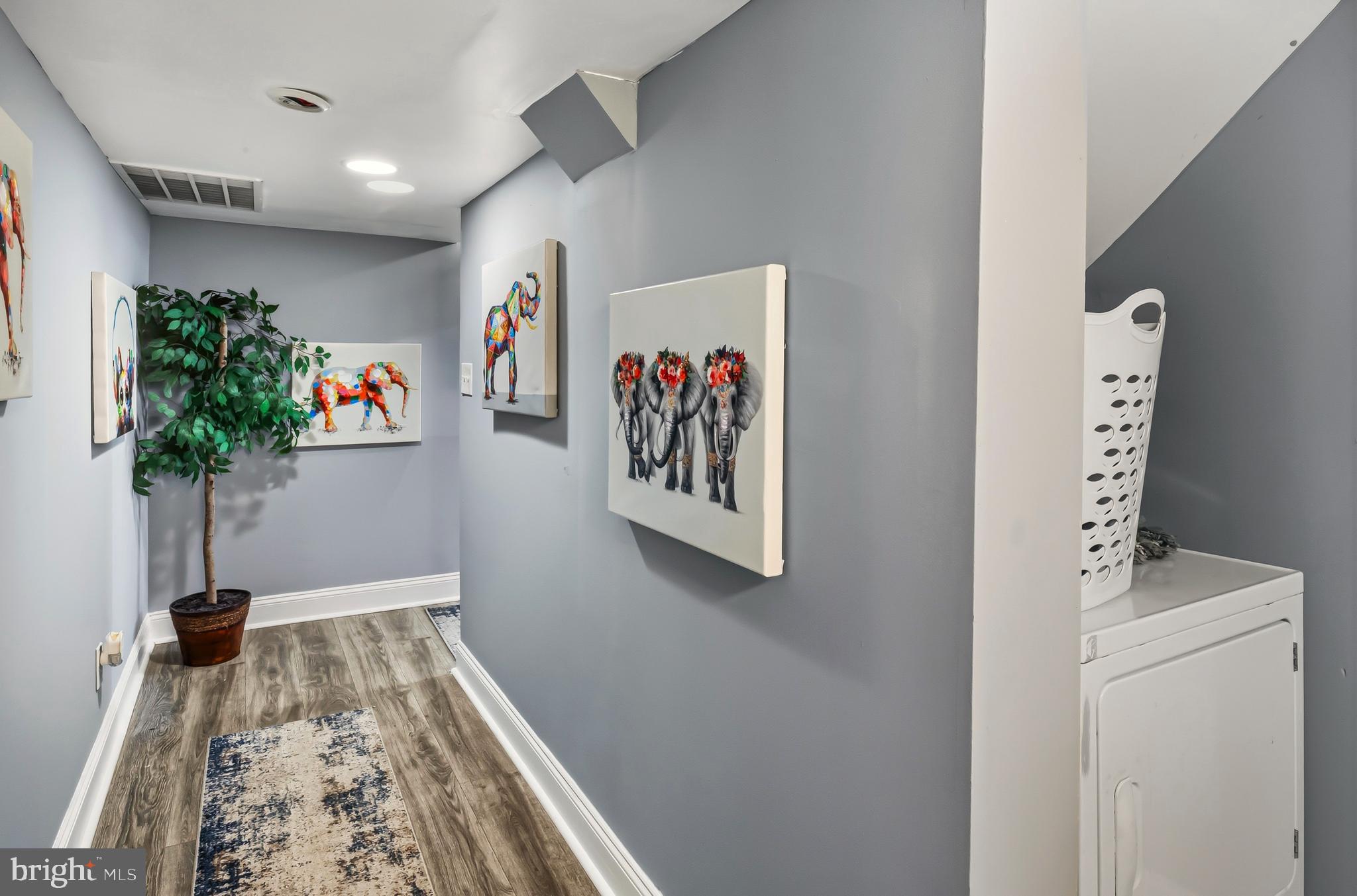 INGLESIDE PARK - Residential