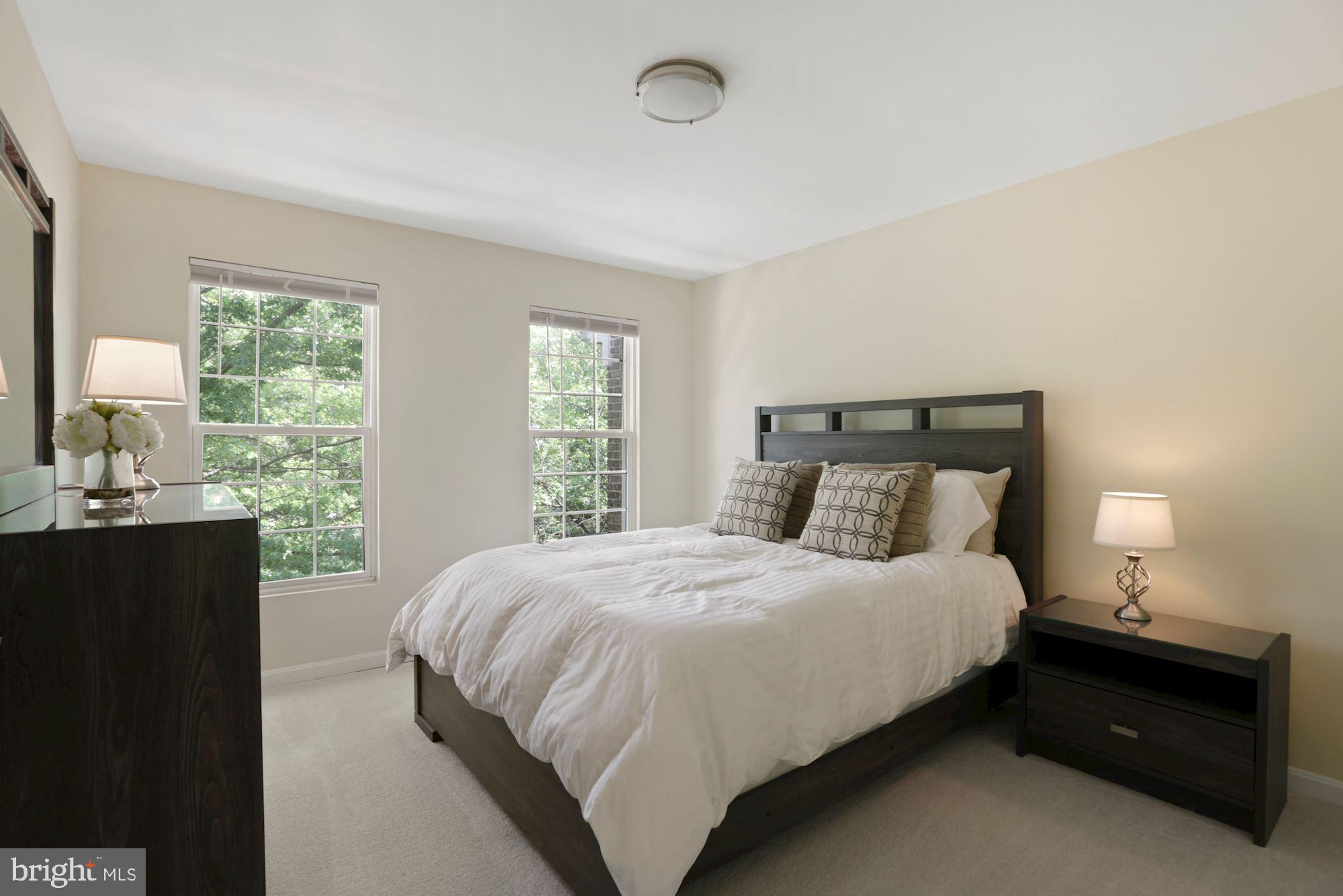 VIRGINIA CENTER - Residential