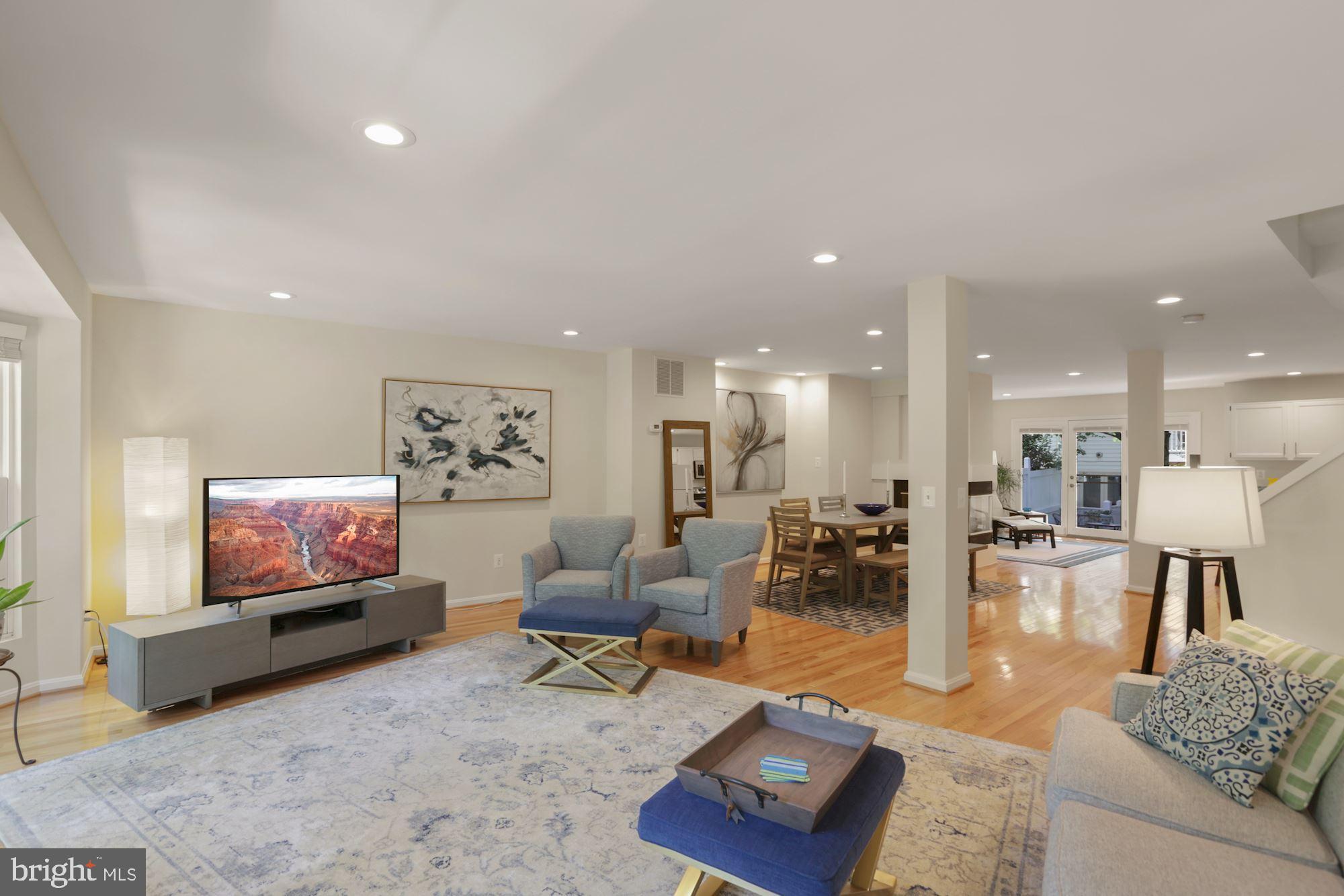 VIRGINIA CENTER - Residential