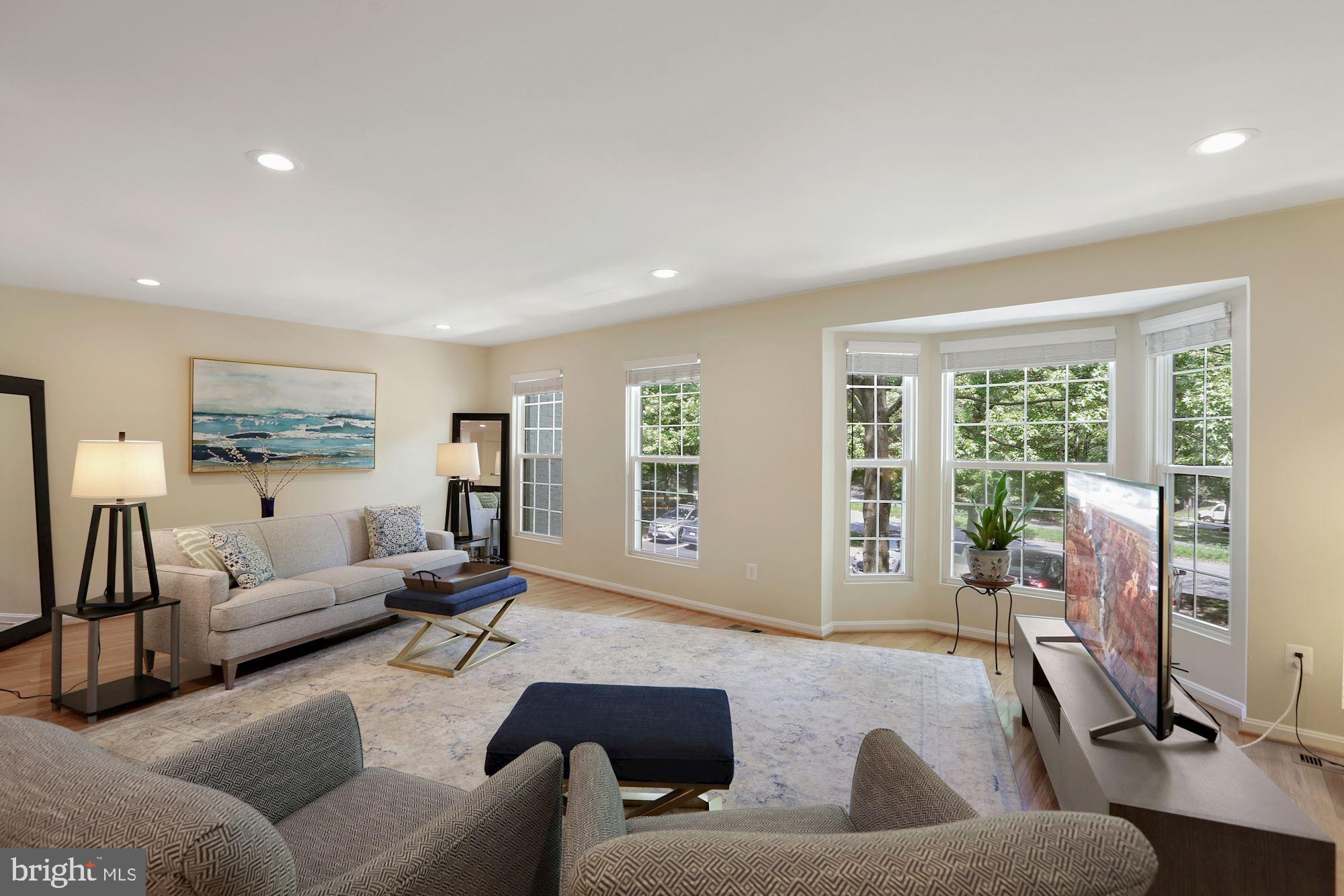 VIRGINIA CENTER - Residential