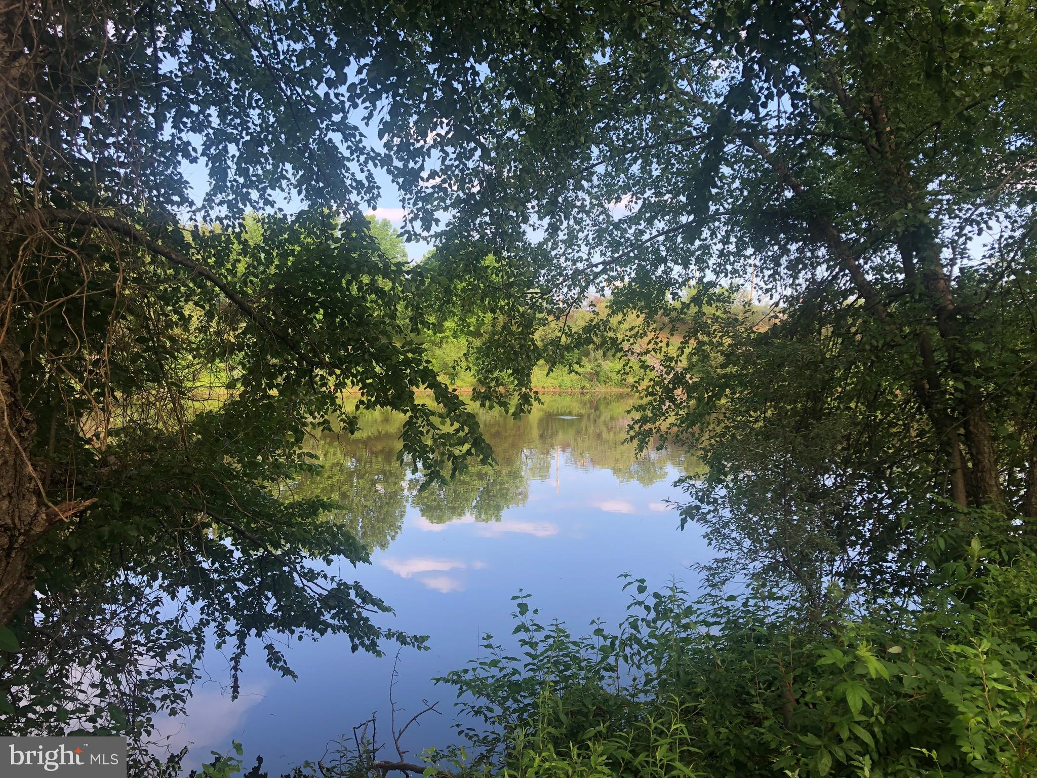 VIRGINIA CENTER - Residential