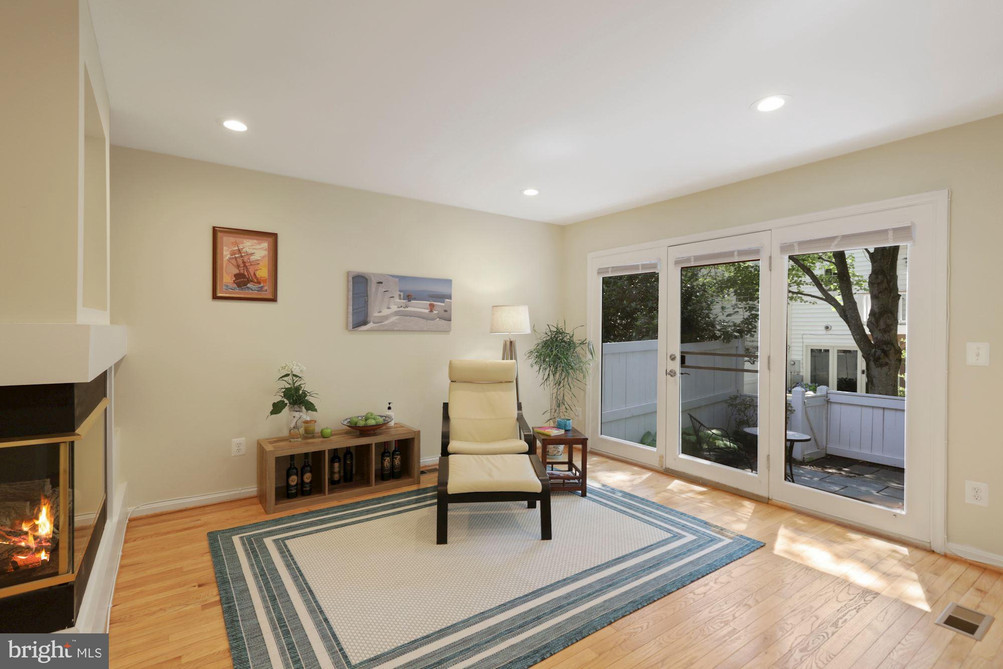 VIRGINIA CENTER - Residential