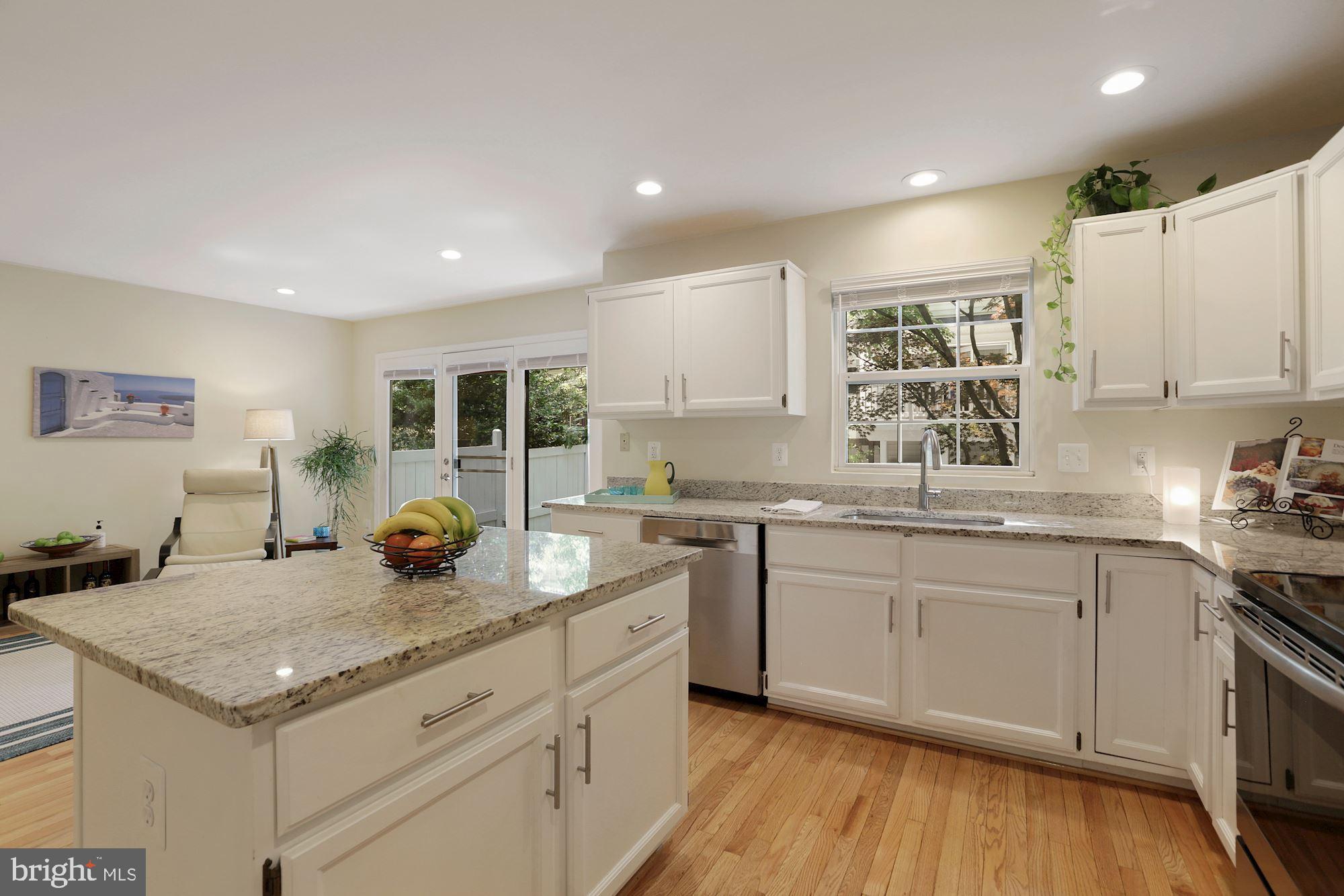 VIRGINIA CENTER - Residential