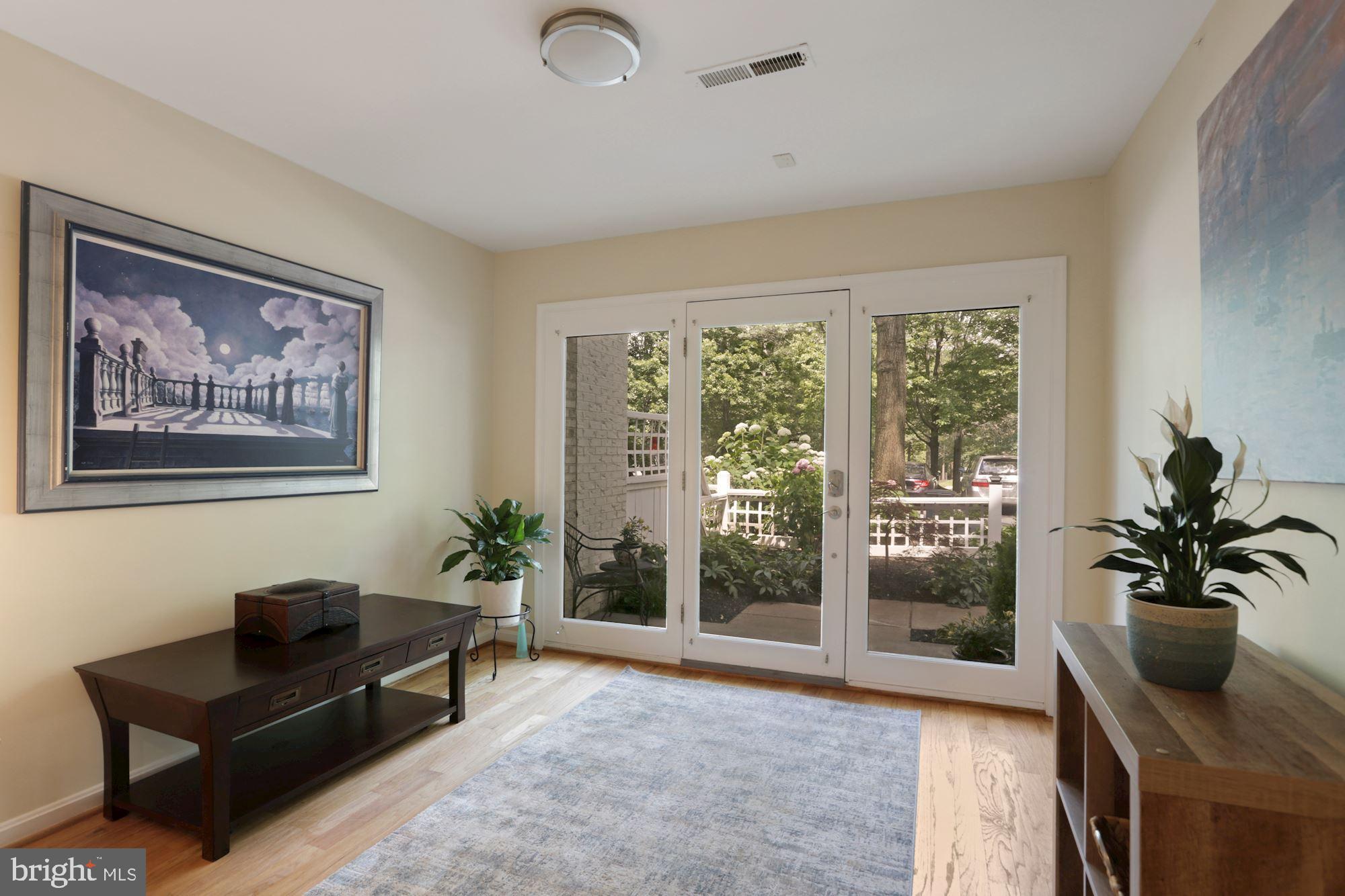 VIRGINIA CENTER - Residential