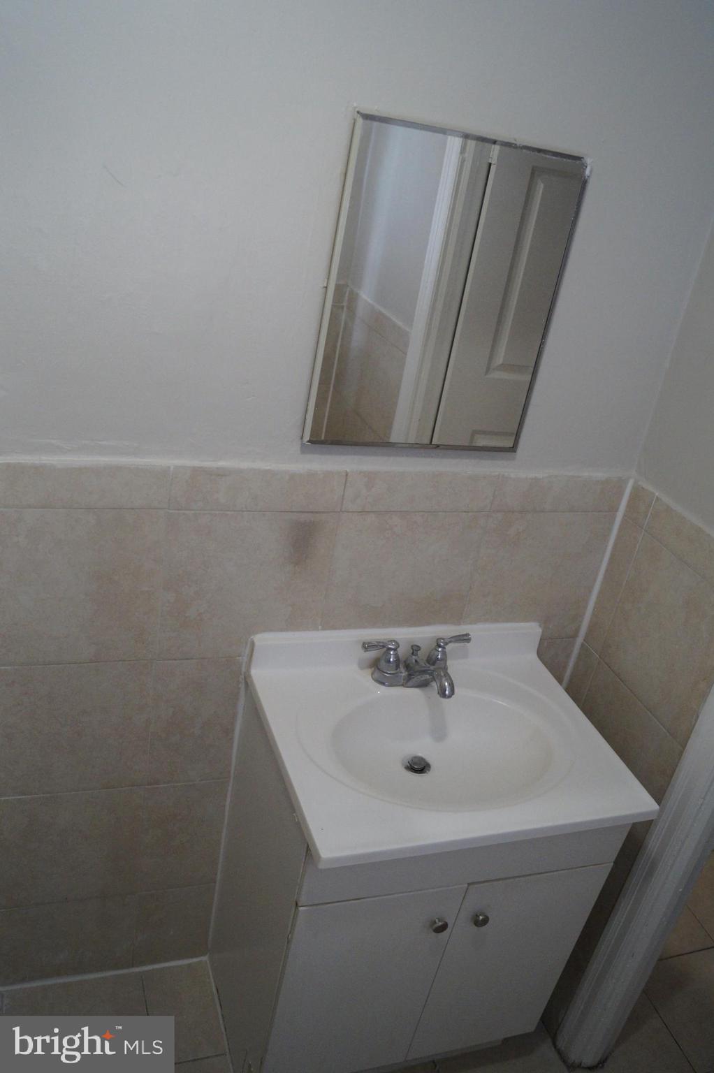 HARROWGATE - Residential Lease