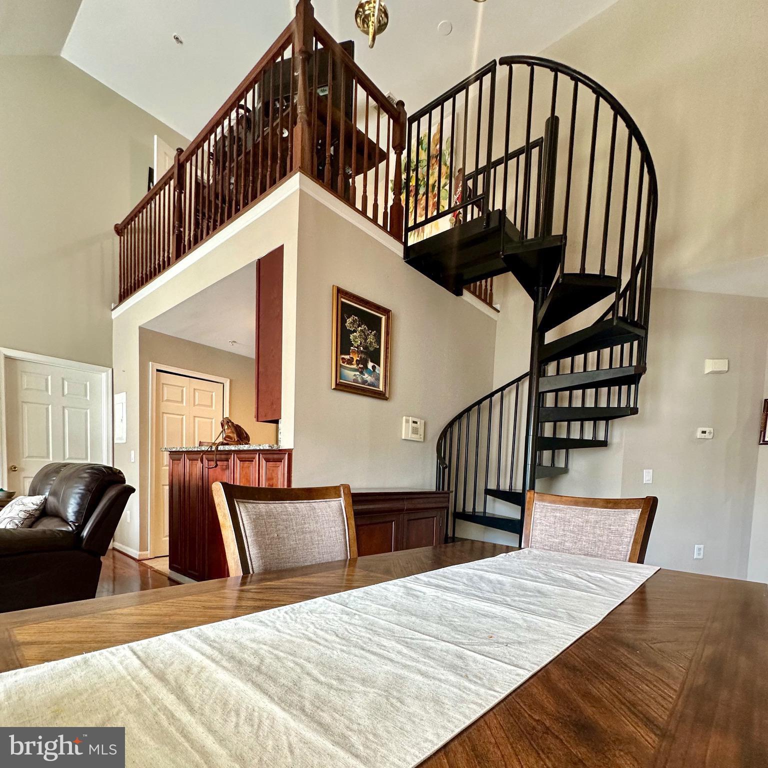 15612 EVERGLADE LANE 401