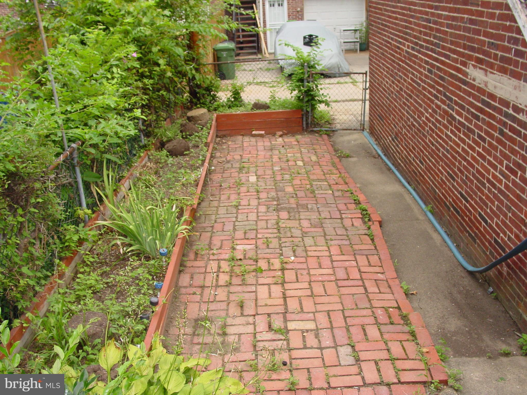 ORIGINAL NORTHWOOD - Residential