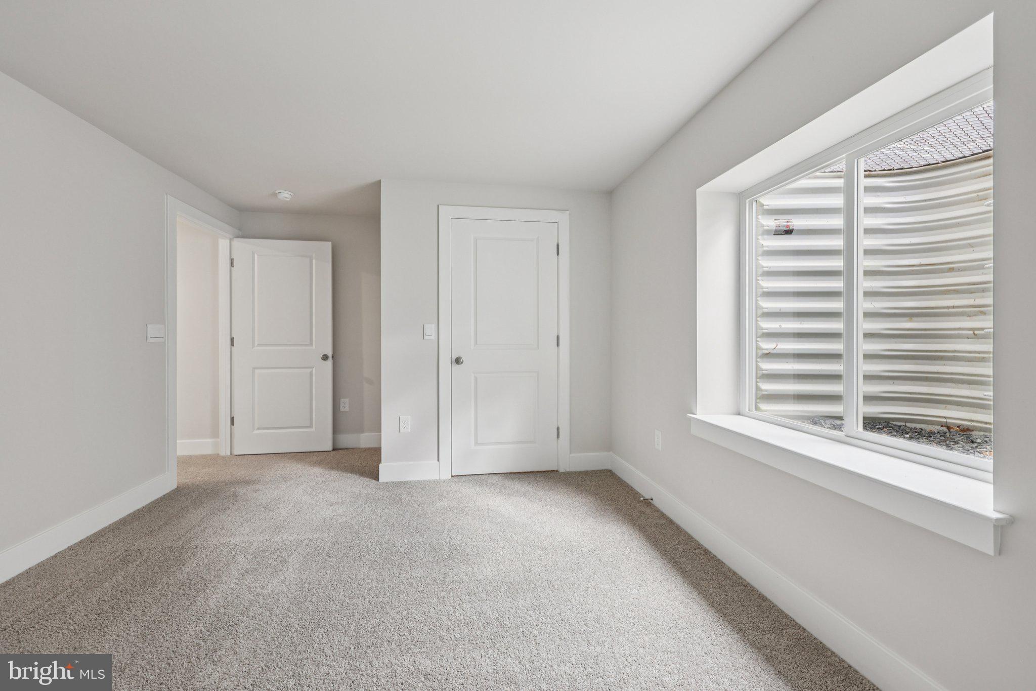 WILLOW RUN - Residential