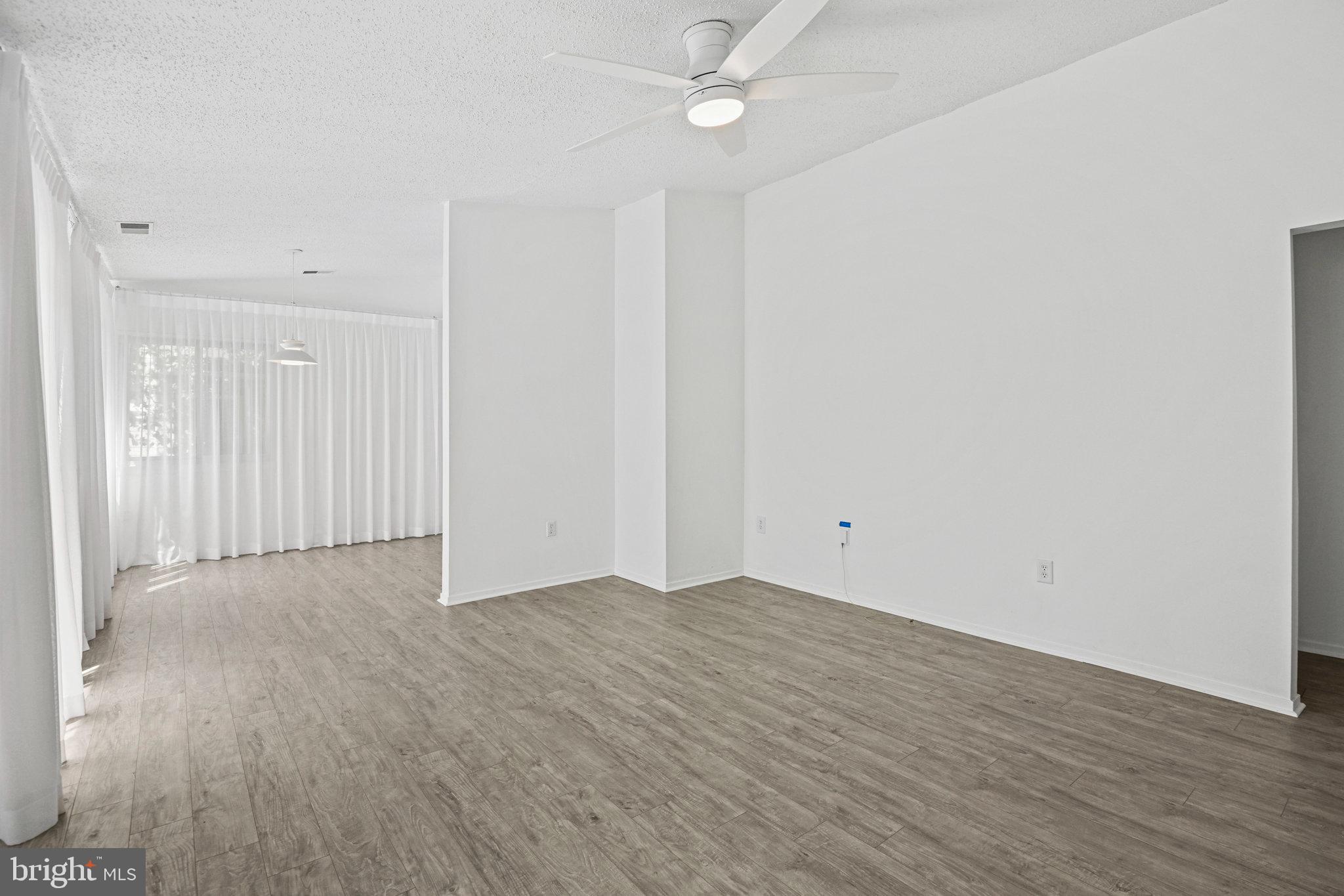 VILLARIDGE - Residential Lease