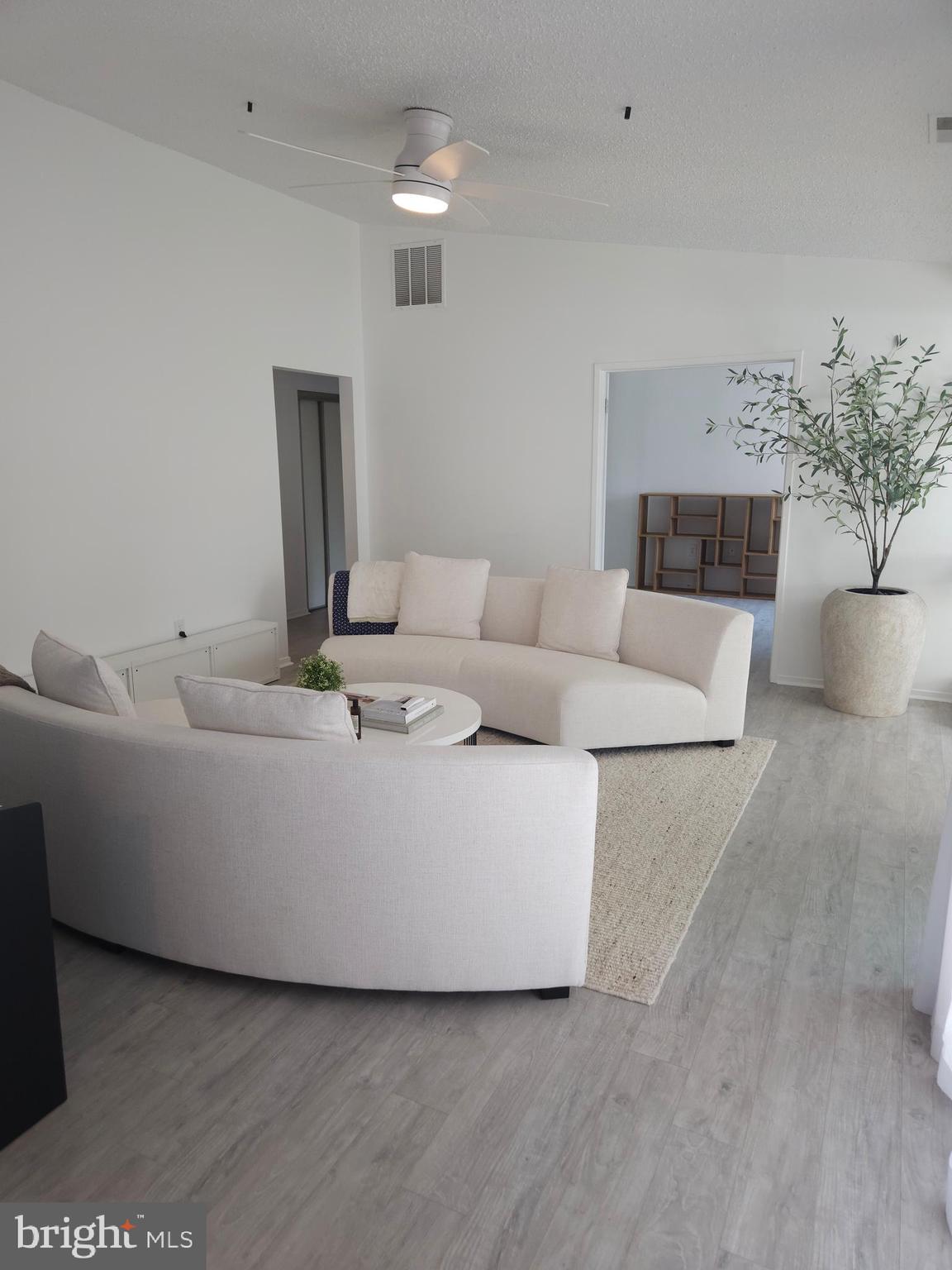 VILLARIDGE - Residential Lease