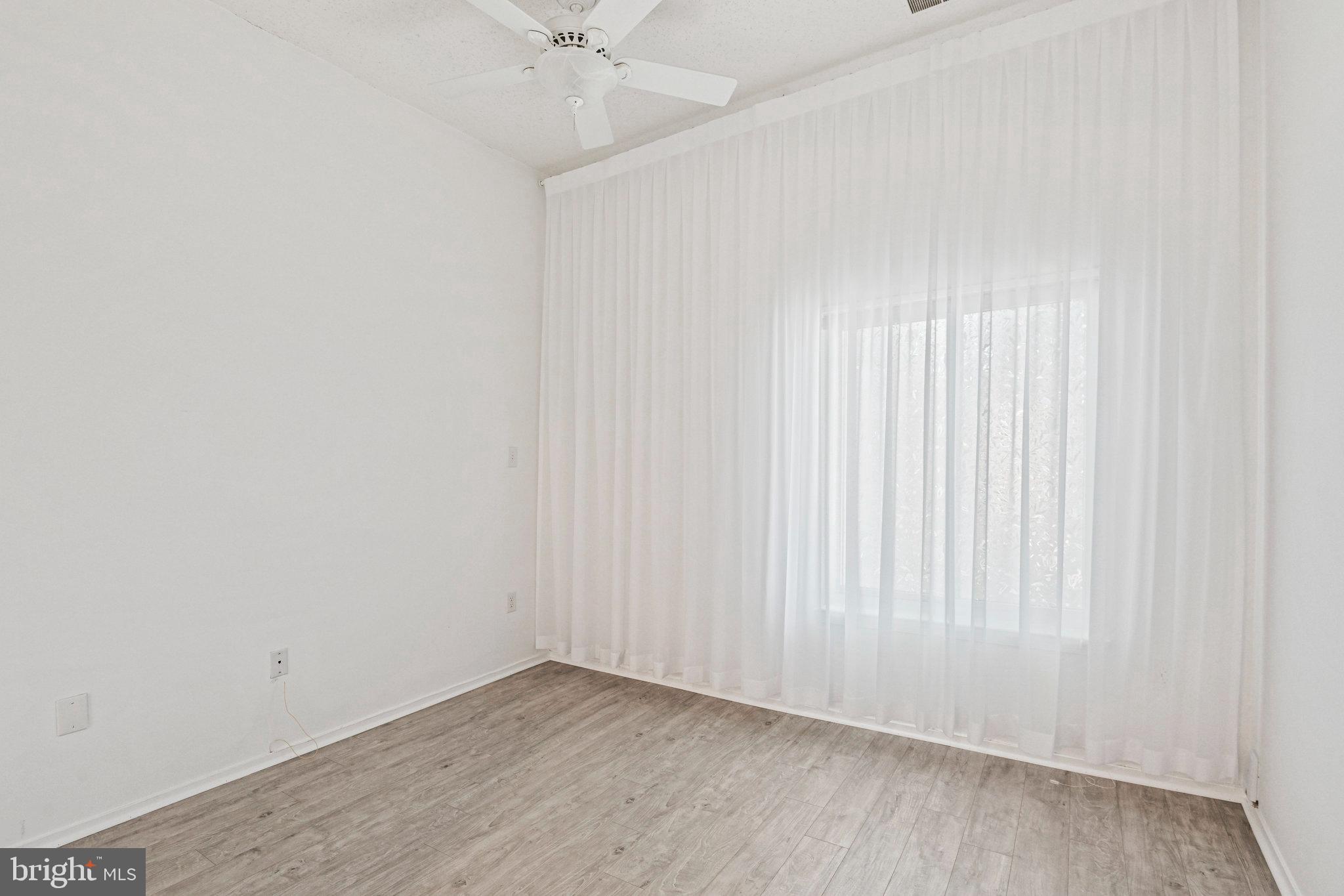 VILLARIDGE - Residential Lease