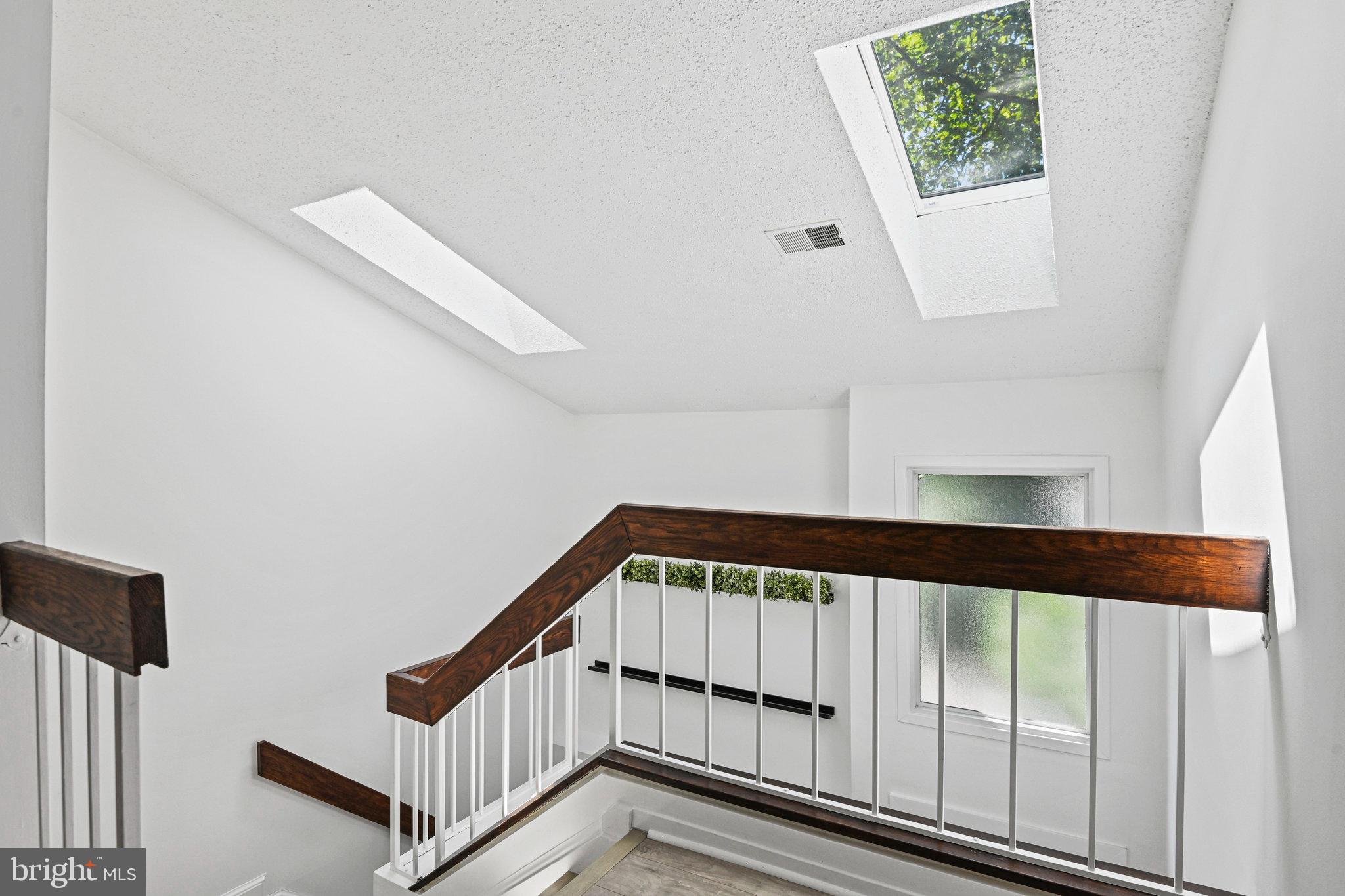 VILLARIDGE - Residential Lease