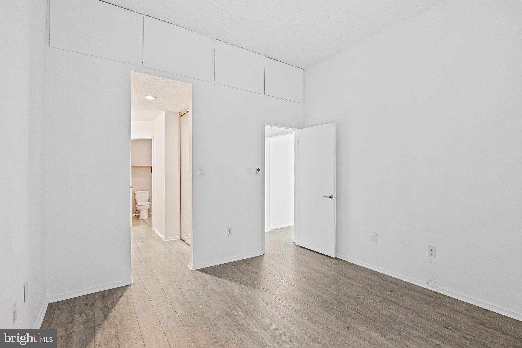 VILLARIDGE - Residential Lease