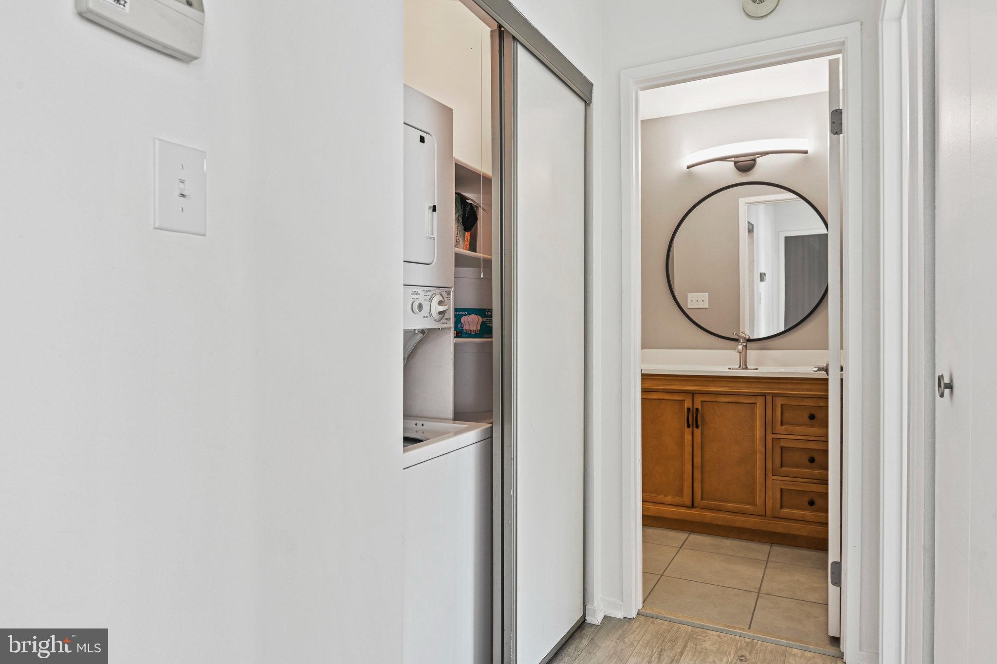 VILLARIDGE - Residential Lease