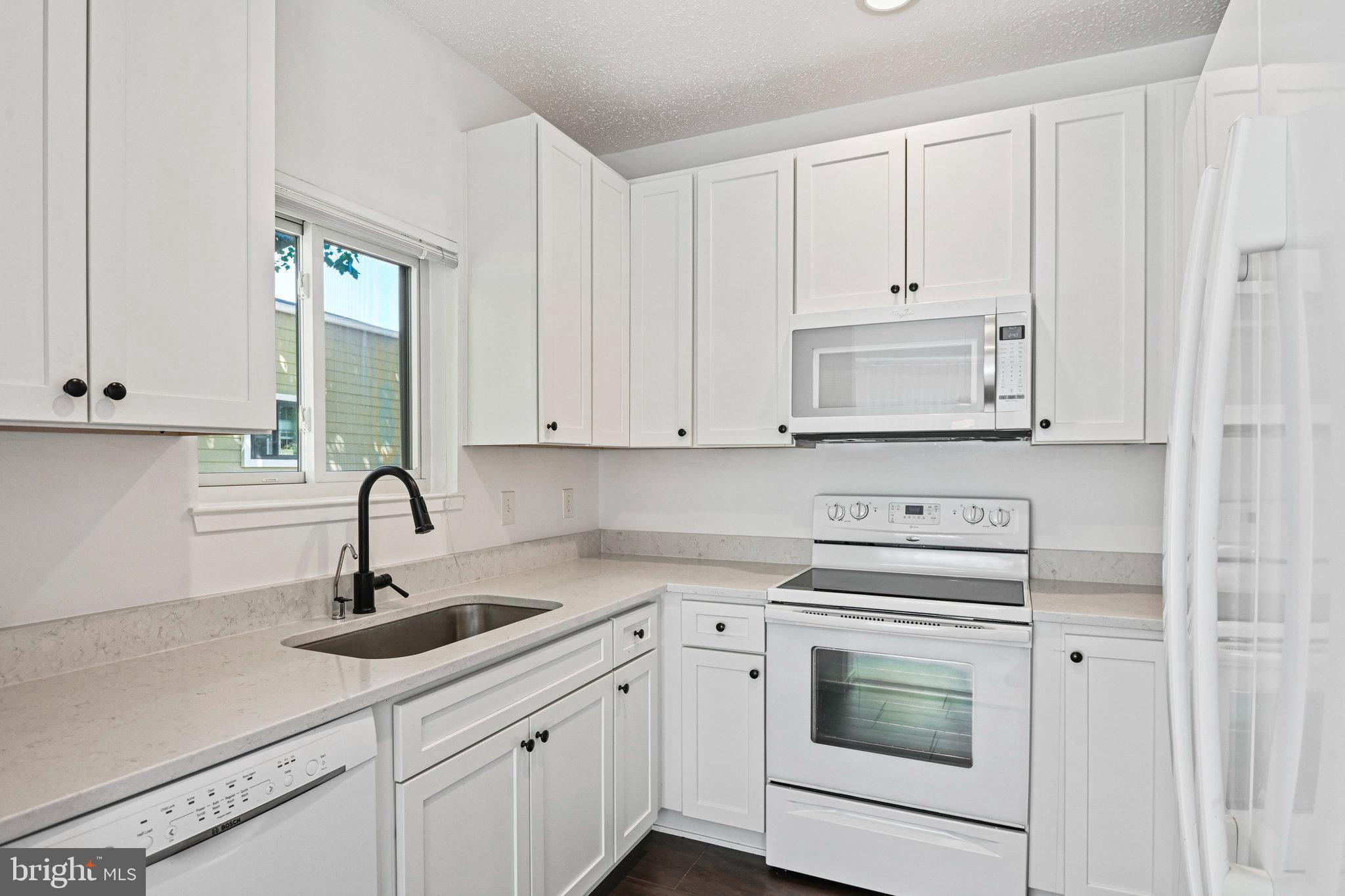 VILLARIDGE - Residential Lease