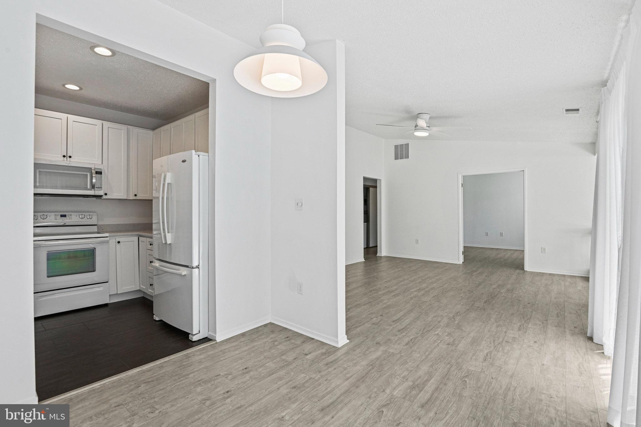 VILLARIDGE - Residential Lease