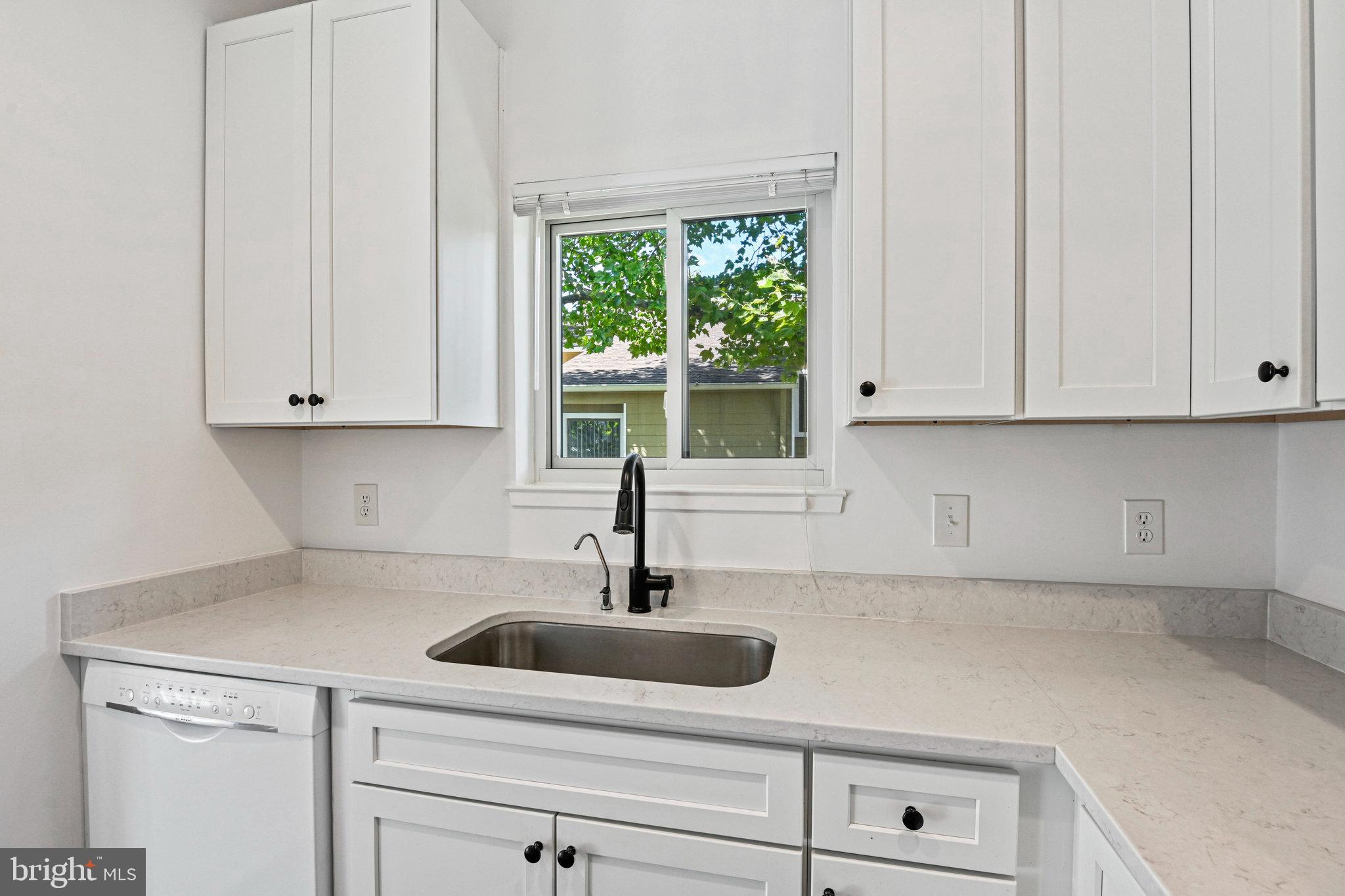 VILLARIDGE - Residential Lease