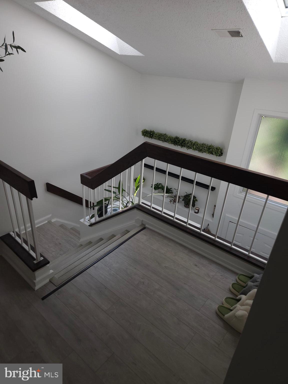 VILLARIDGE - Residential Lease