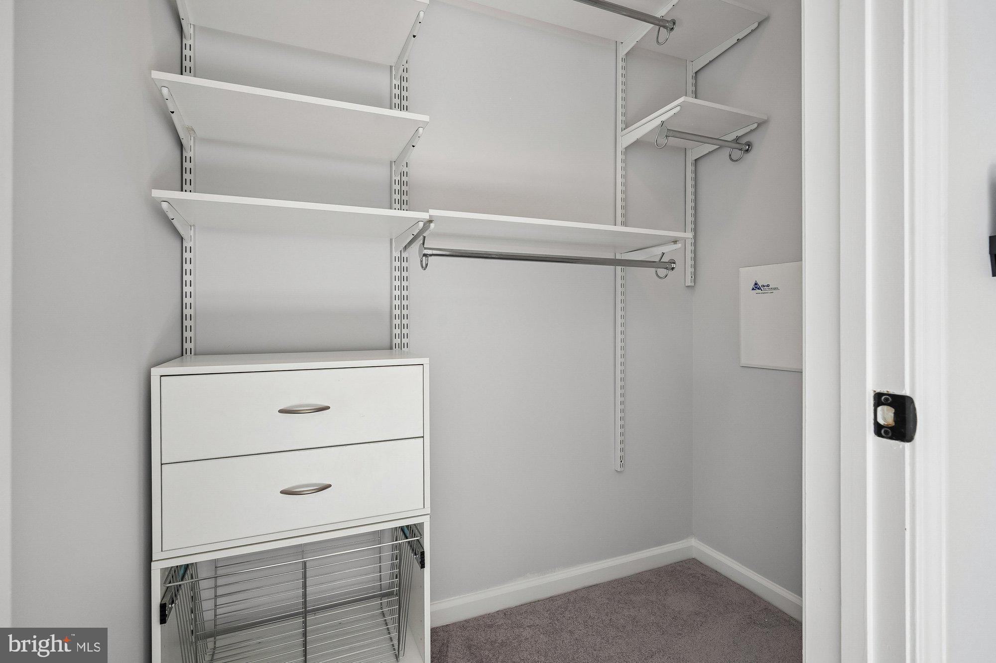 SAVOY AT RESTON TOWN CENTER - Residential