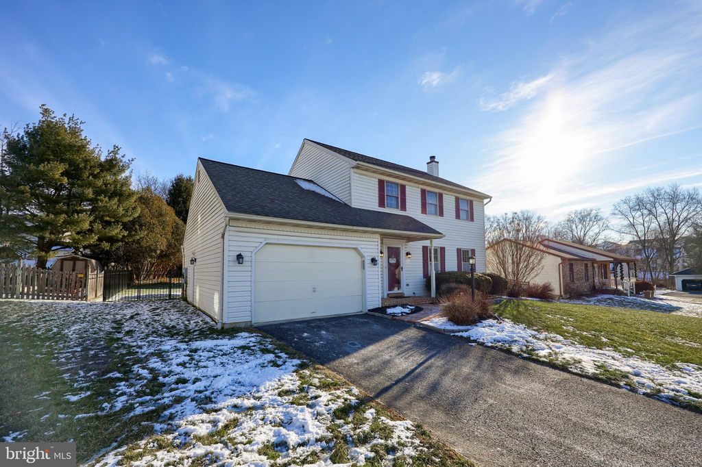 Photo of 335 William Lane, LANCASTER, PA 17602 (MLS # PALA2062382)