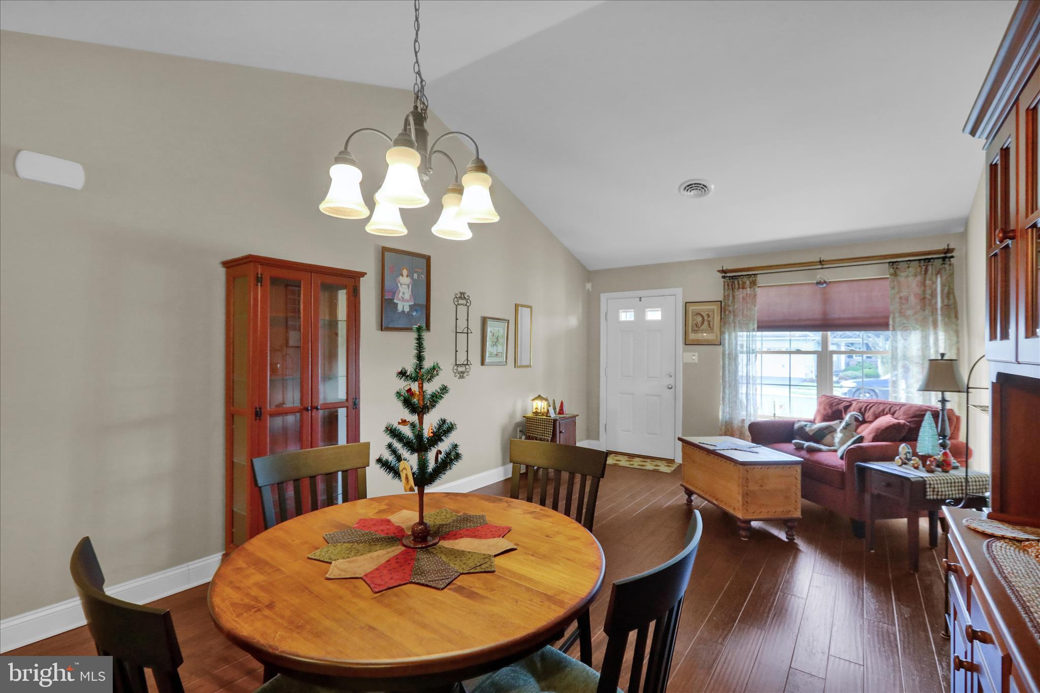 SOUTHERN VILLAGE - Residential