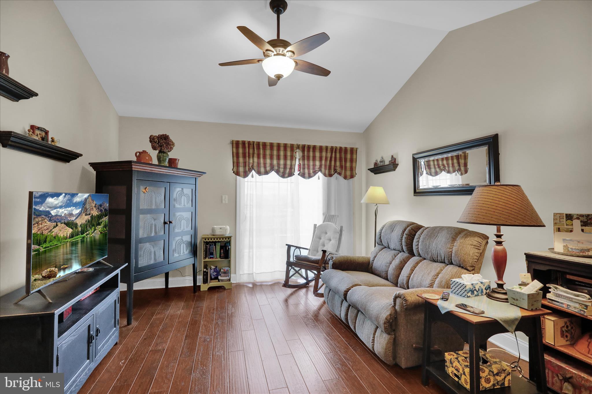 SOUTHERN VILLAGE - Residential