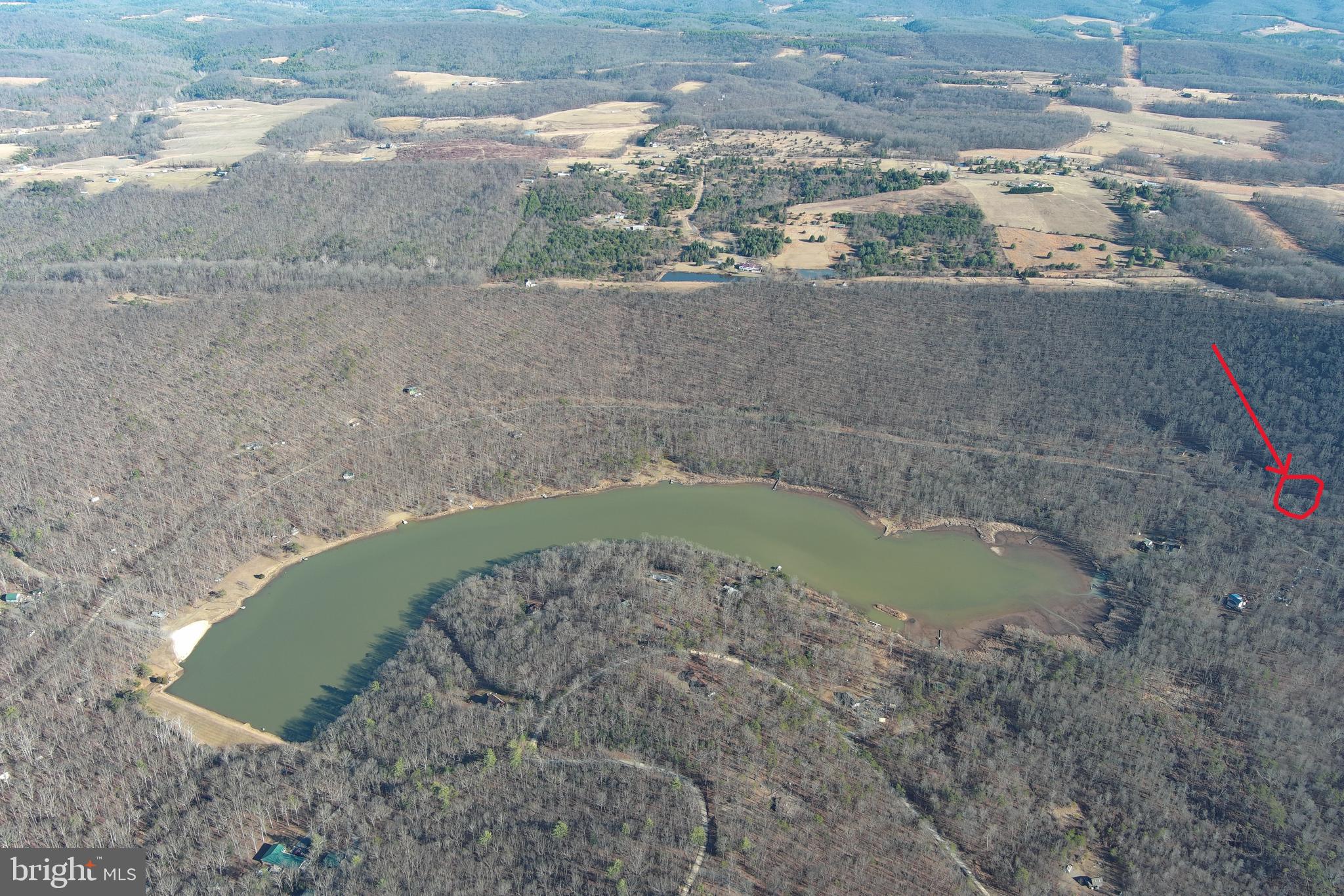 LAKE FERNDALE - Residential
