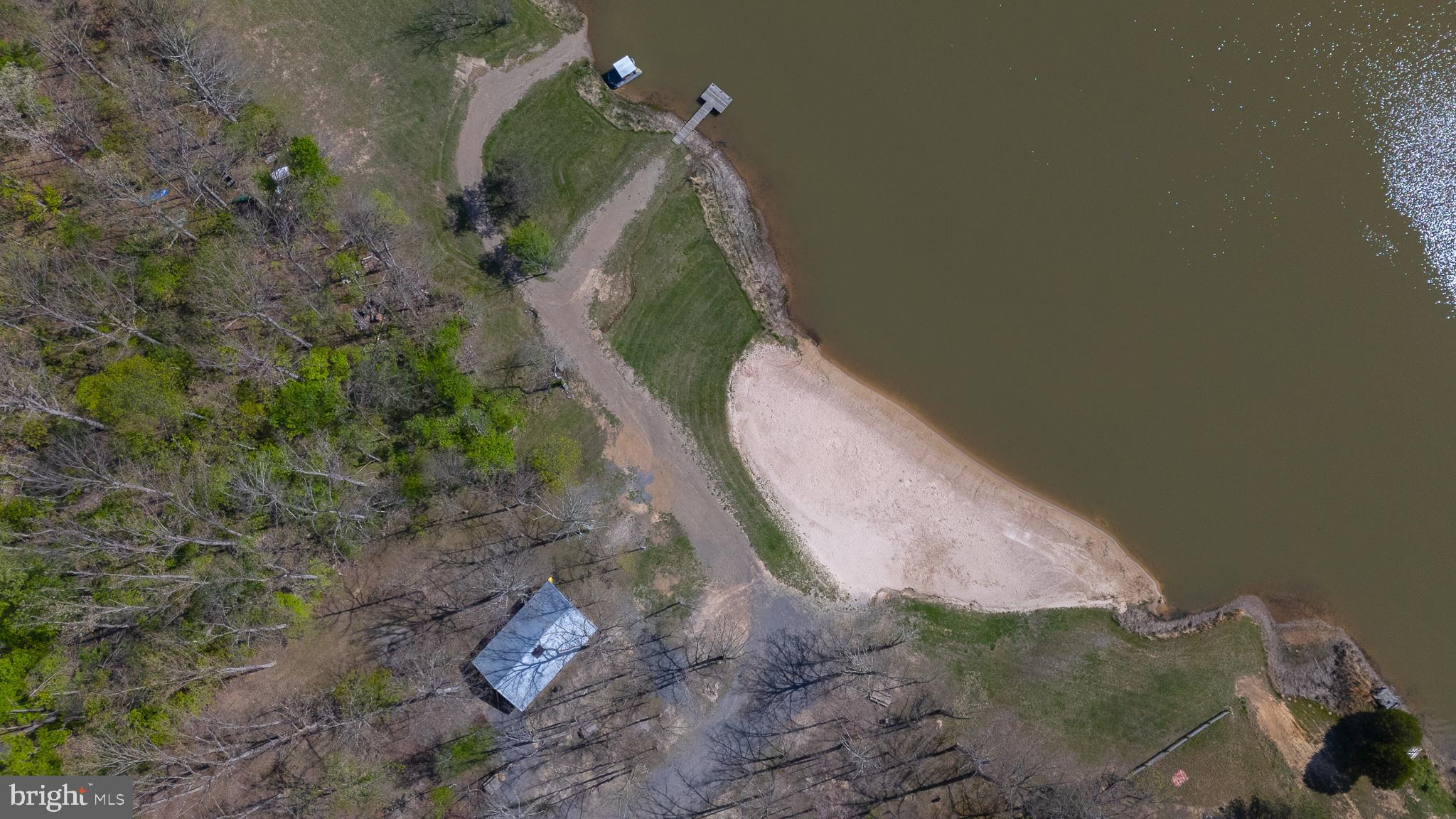 LAKE FERNDALE - Residential
