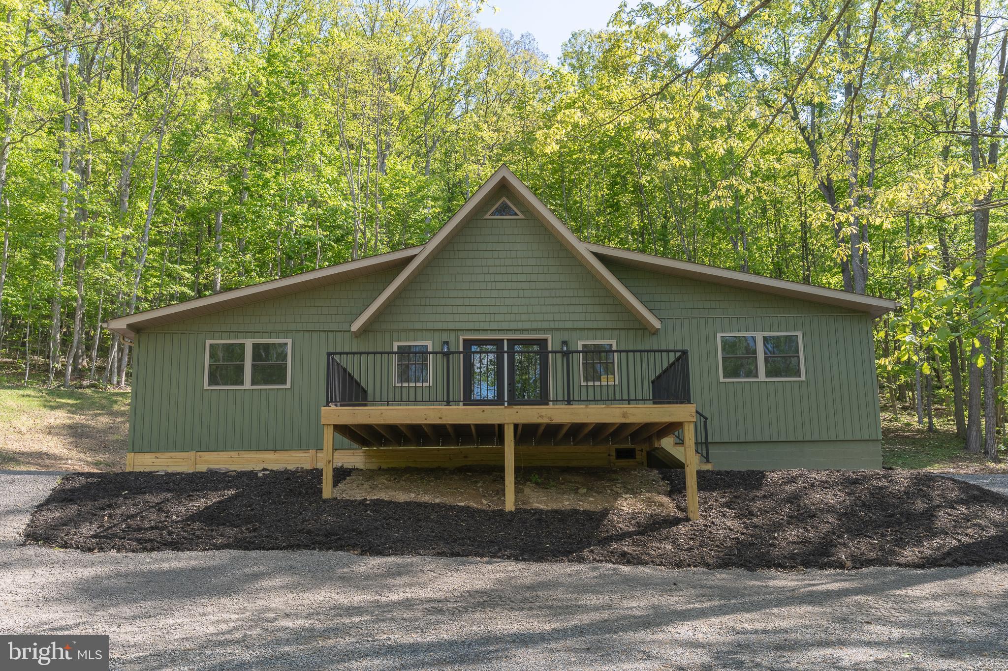LAKE FERNDALE - Residential