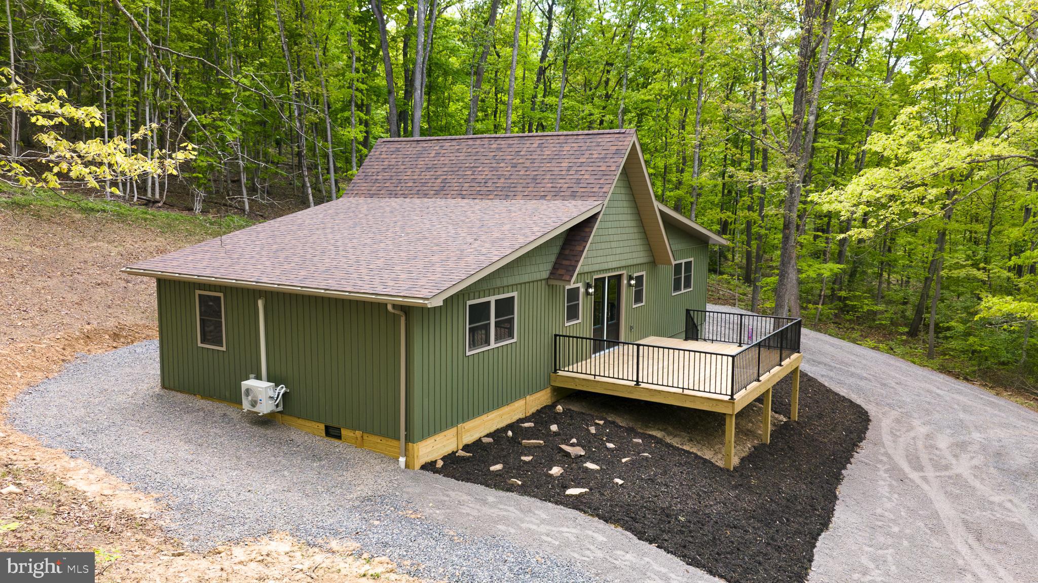 LAKE FERNDALE - Residential