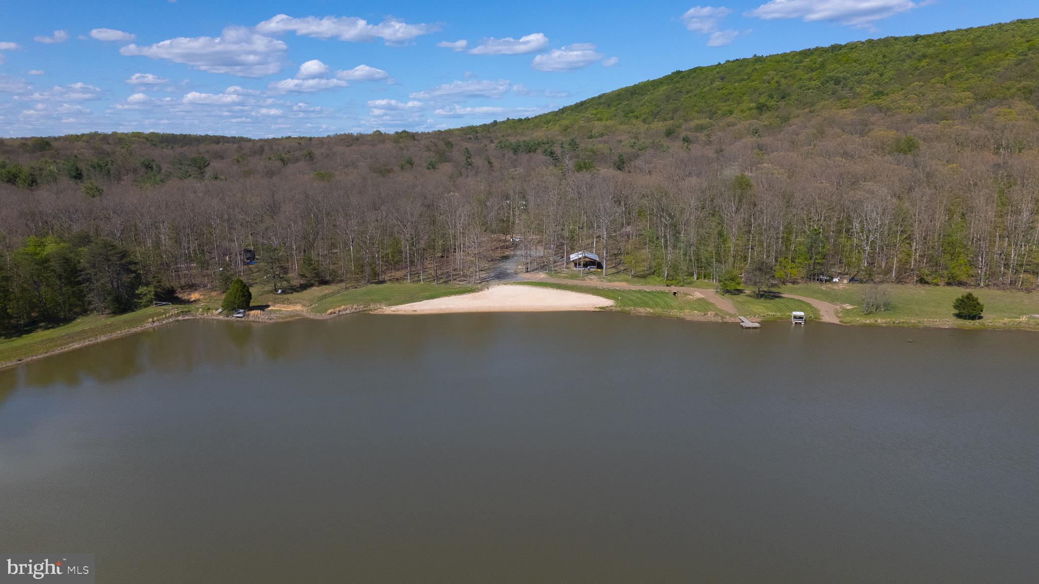LAKE FERNDALE - Residential