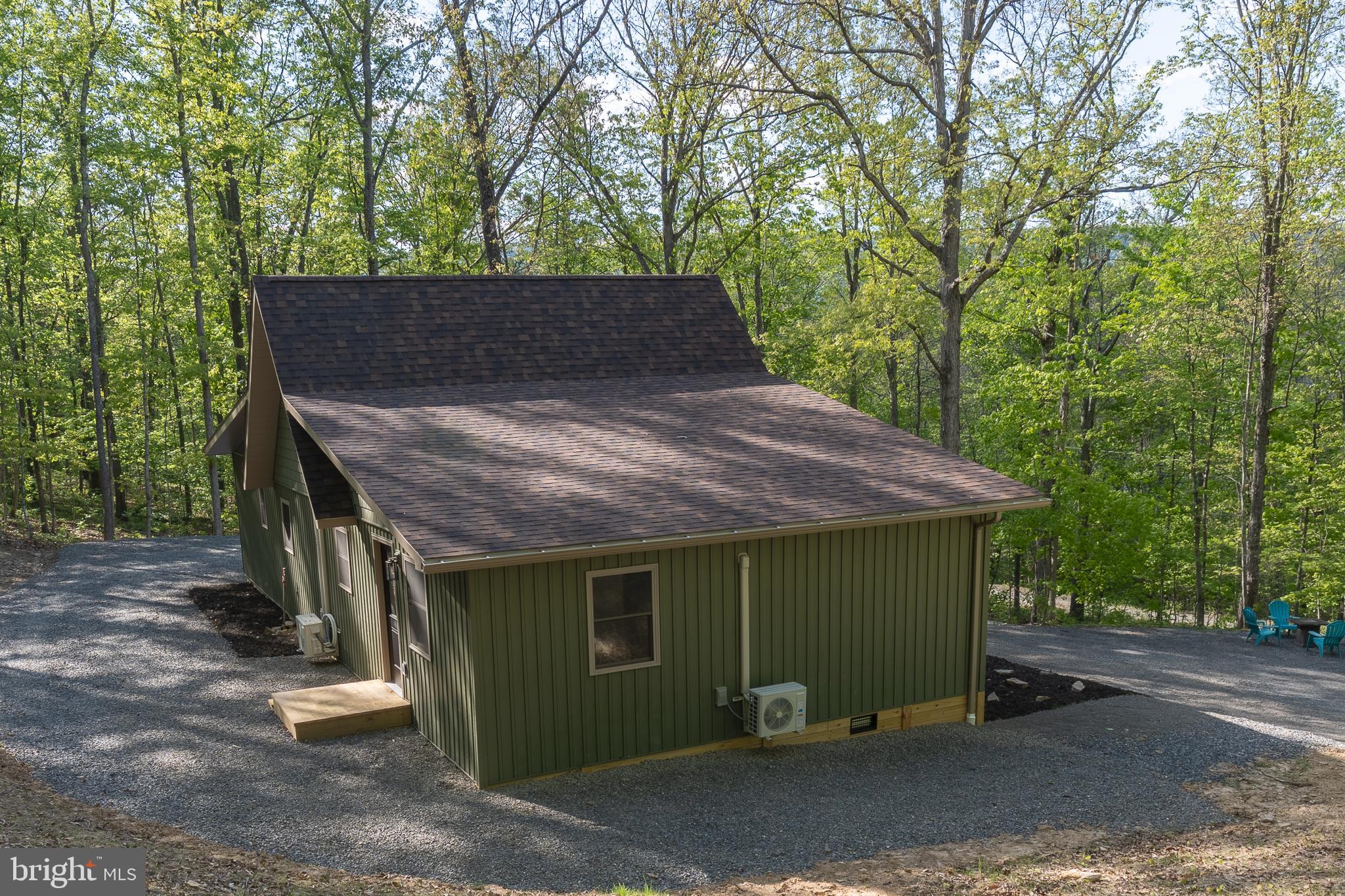LAKE FERNDALE - Residential