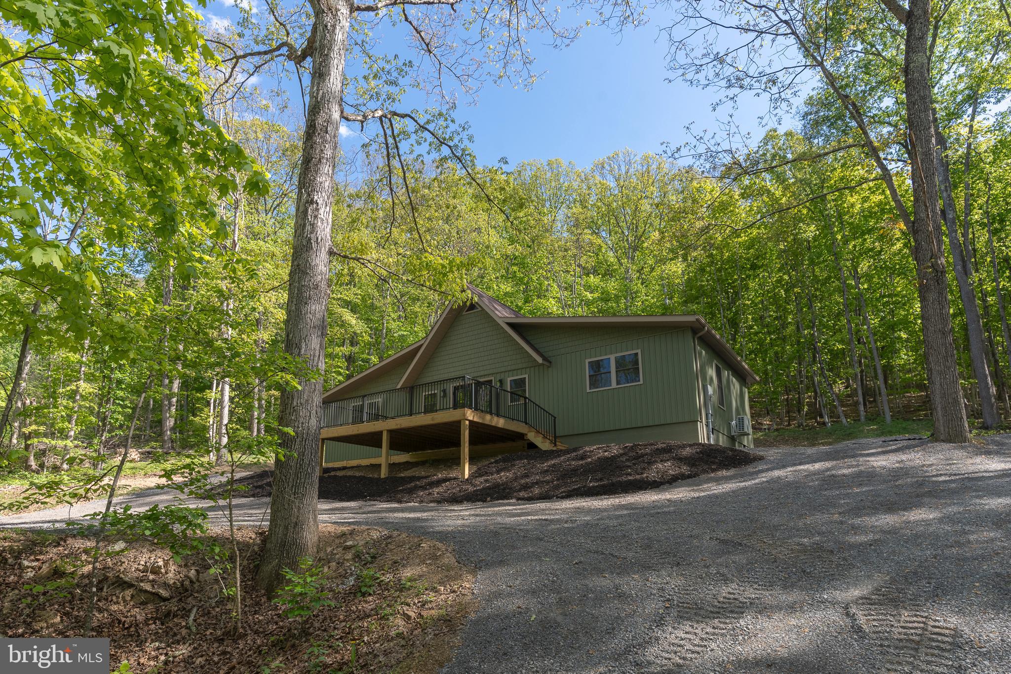 LAKE FERNDALE - Residential
