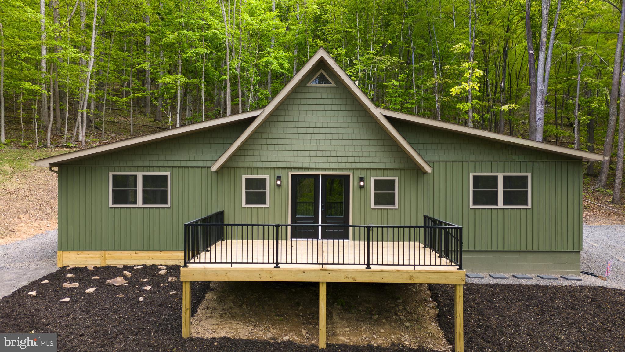 LAKE FERNDALE - Residential