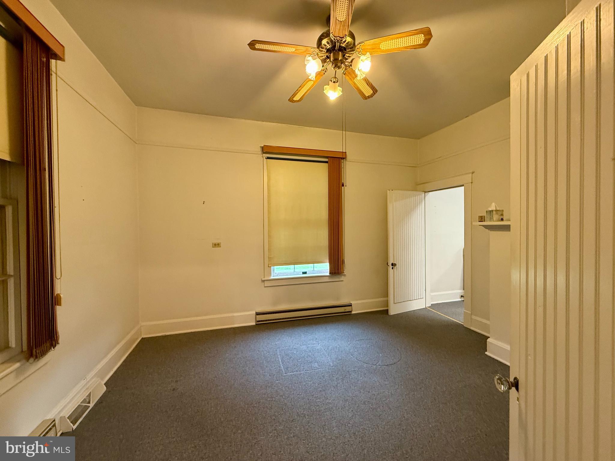 ANDERSON HILL - Commercial Sale