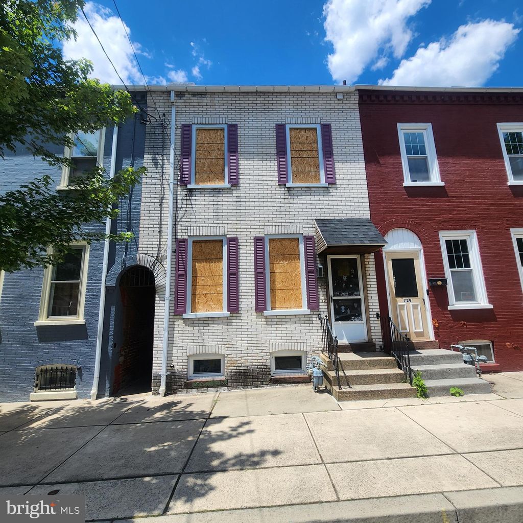 Photo of 727 Walnut Street, COLUMBIA, PA 17512 (MLS # PALA2090834)