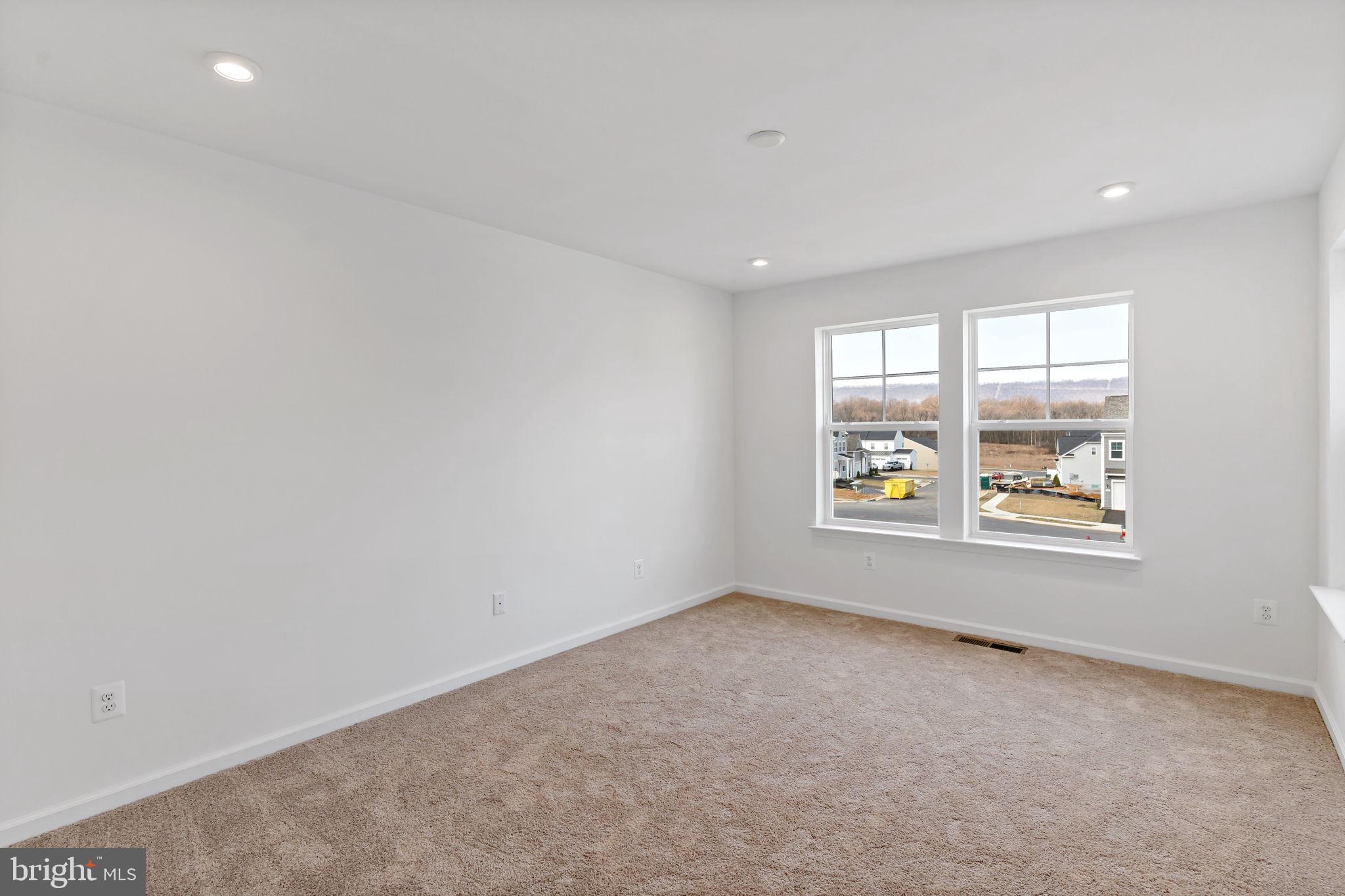 MARTINSBURG STATION - Residential