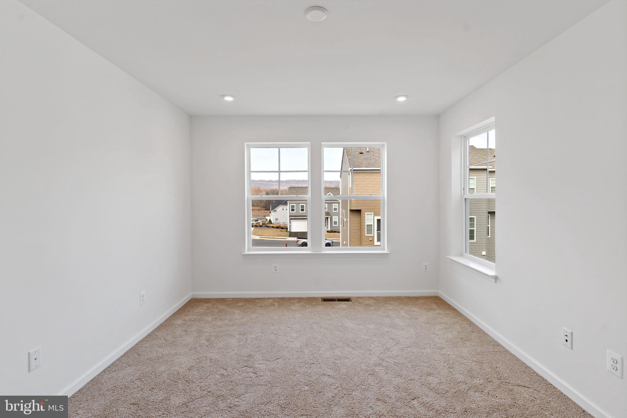 MARTINSBURG STATION - Residential