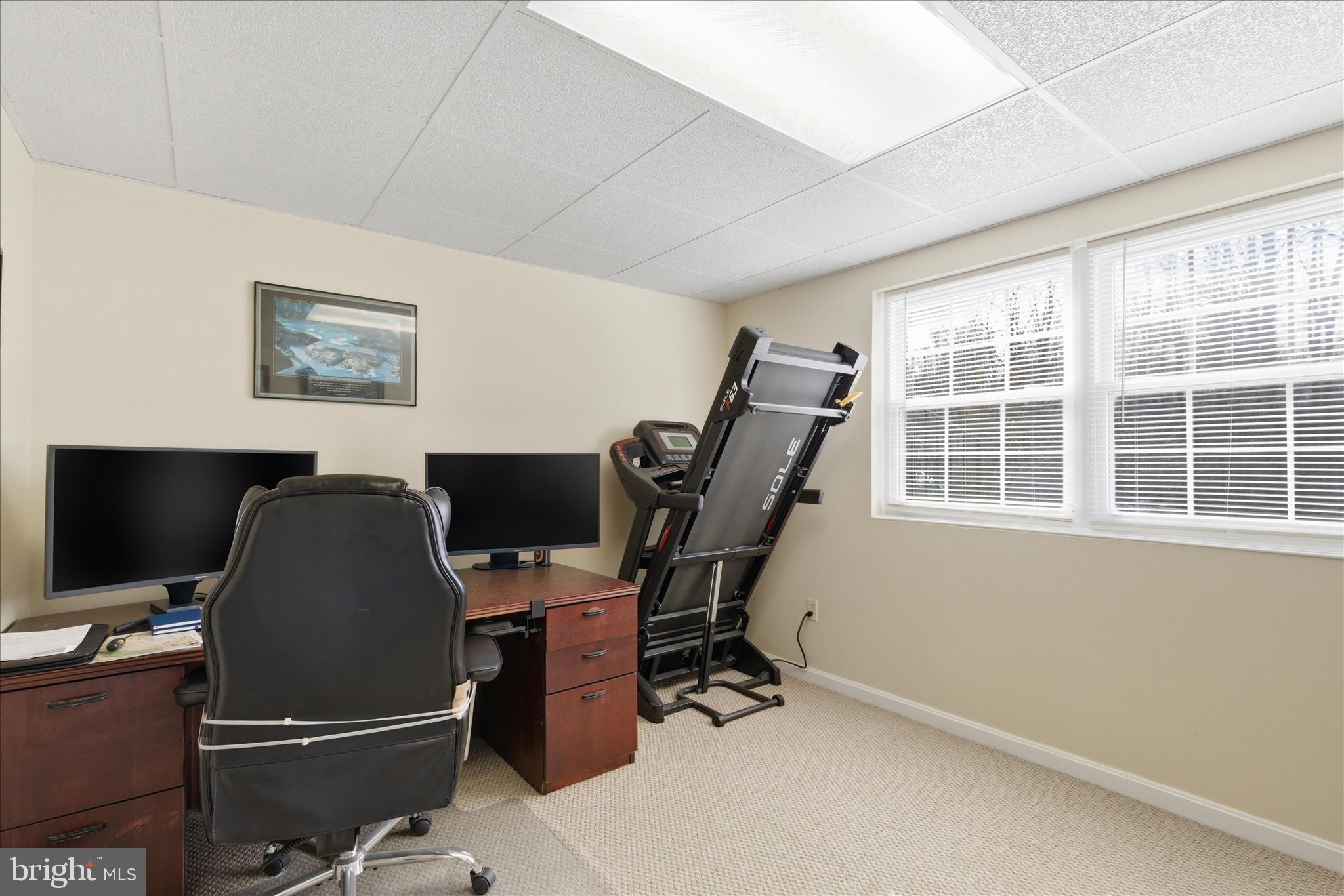 SUMMITT HILL - Residential