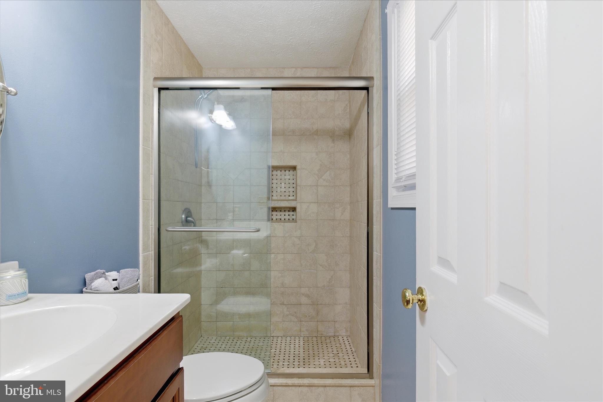 SUMMITT HILL - Residential