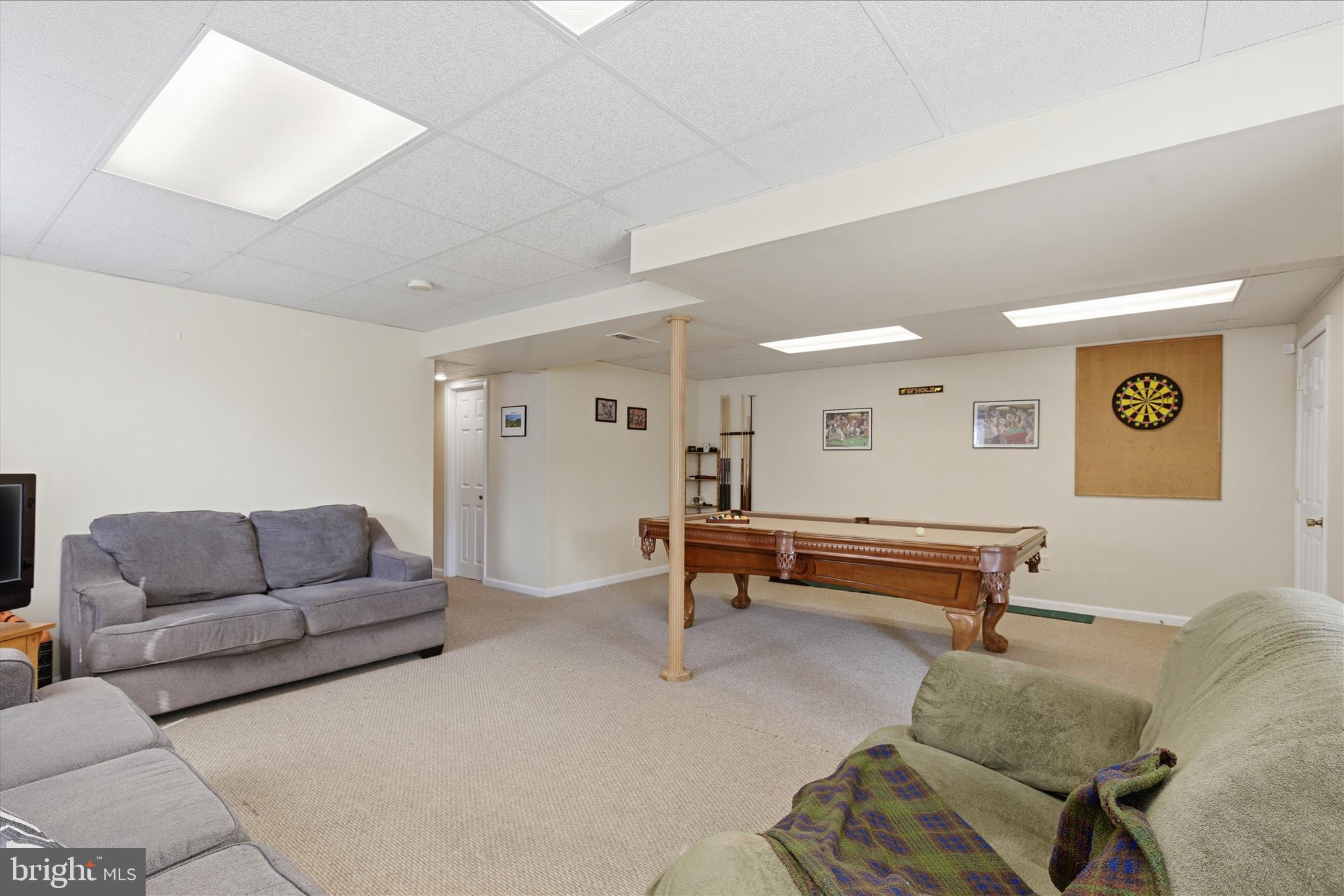 SUMMITT HILL - Residential