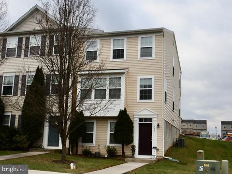 Photo of 342 DICKENS DR, LANCASTER, PA 17603 (MLS # PALA2028636)