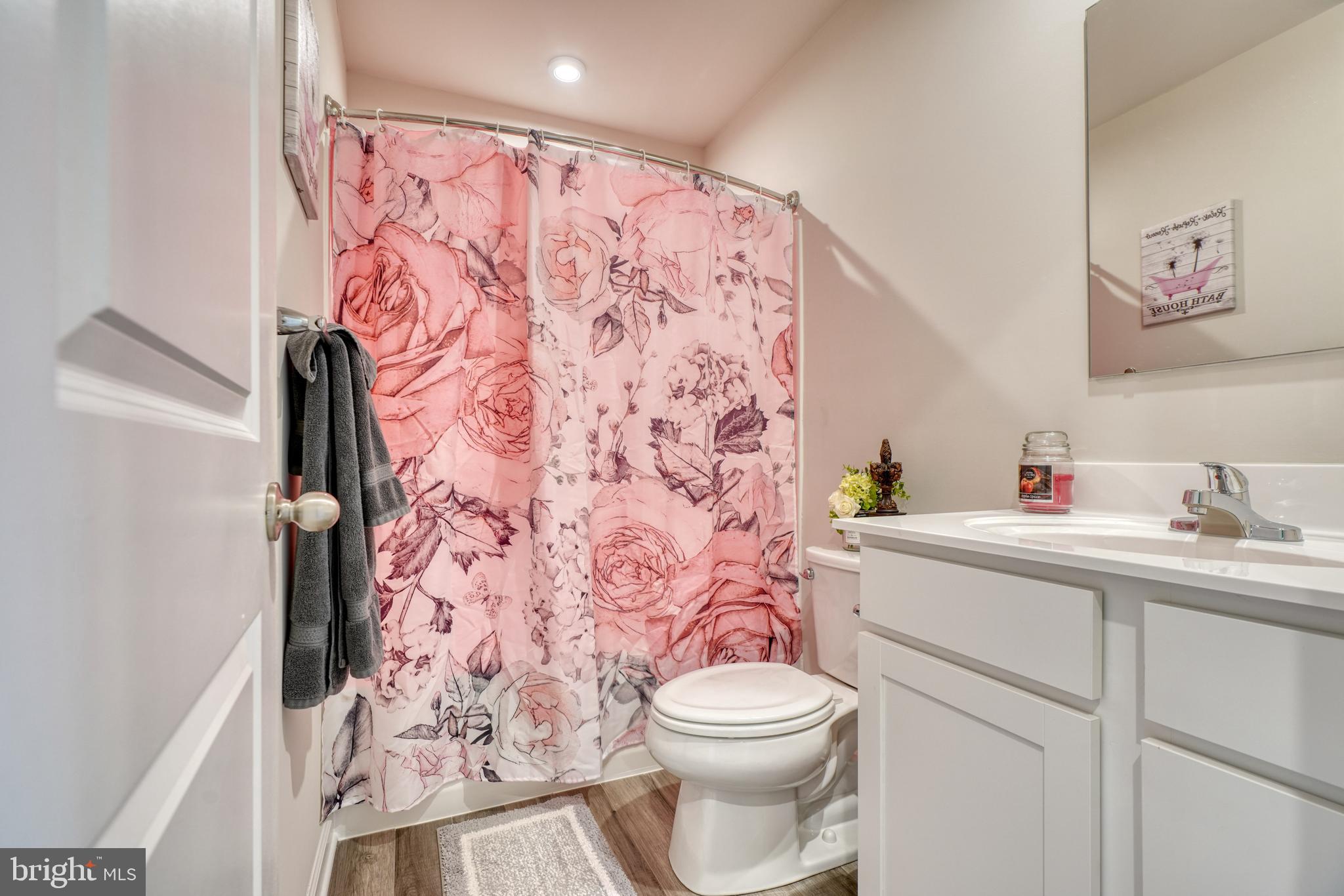 CHESAPEAKE CLUB - Residential