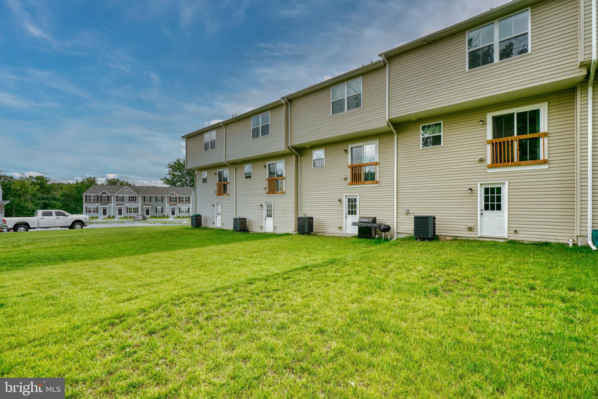 CHESAPEAKE CLUB - Residential