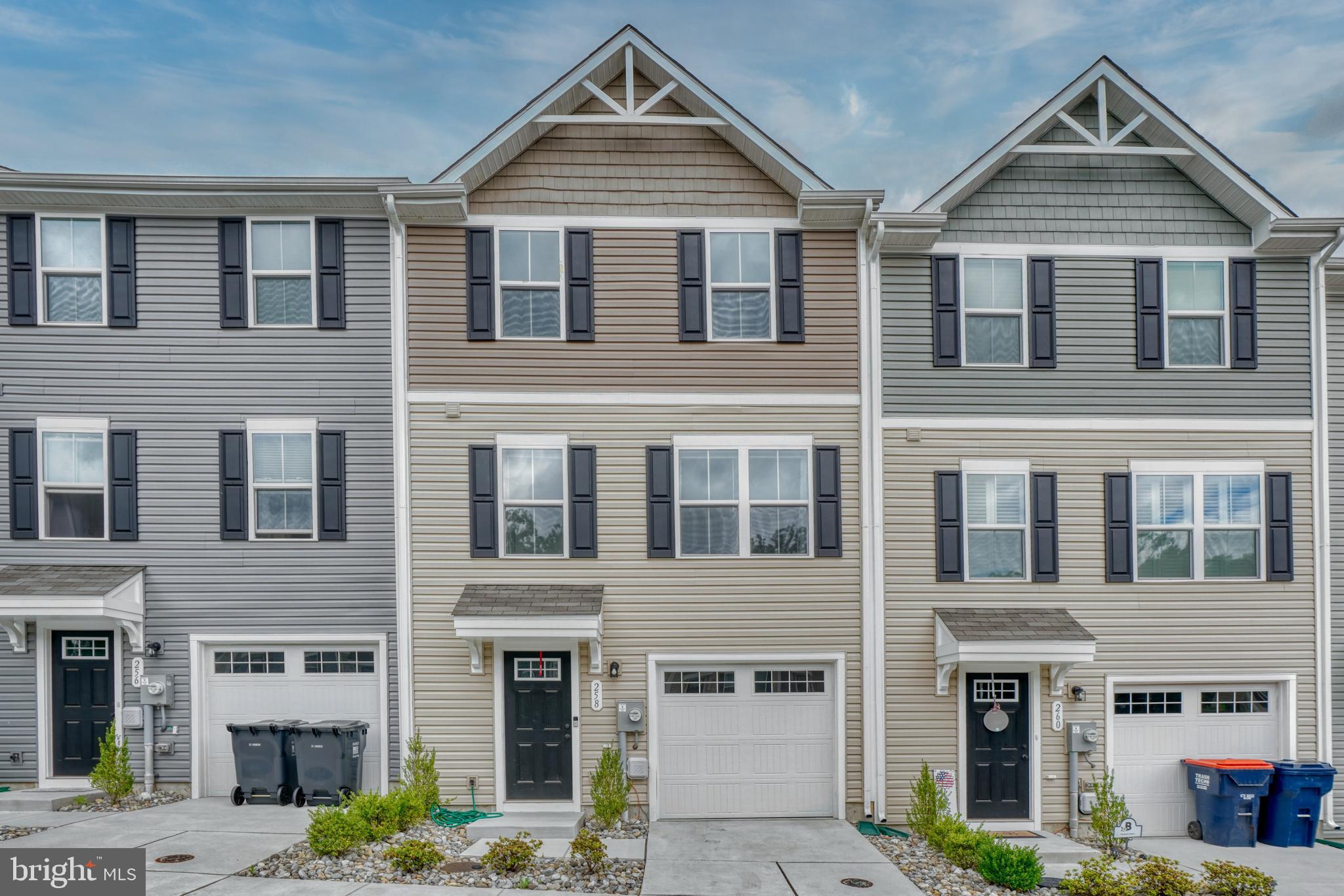 CHESAPEAKE CLUB - Residential