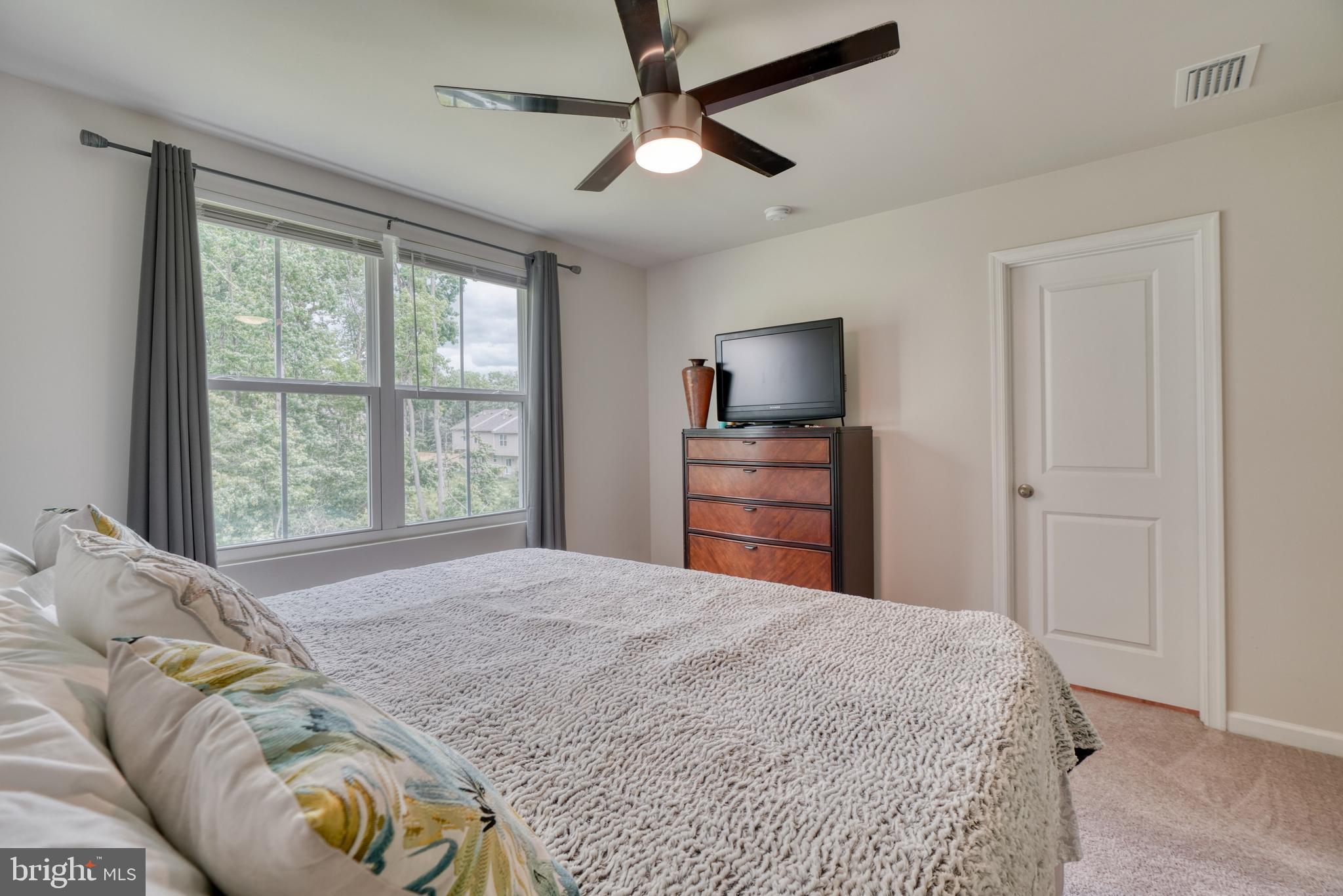 CHESAPEAKE CLUB - Residential