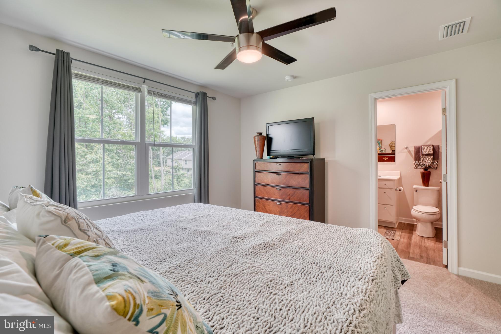 CHESAPEAKE CLUB - Residential