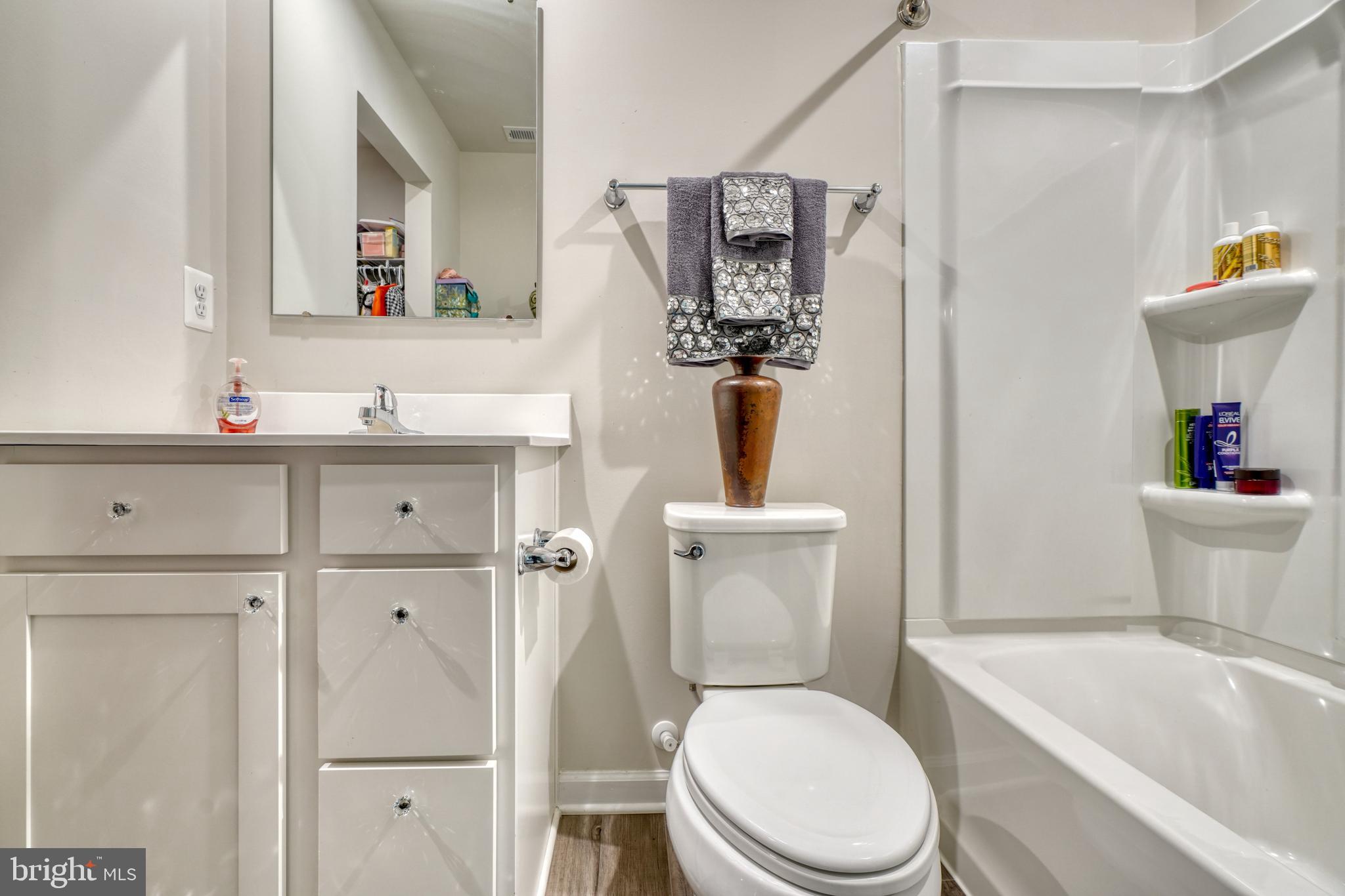 CHESAPEAKE CLUB - Residential